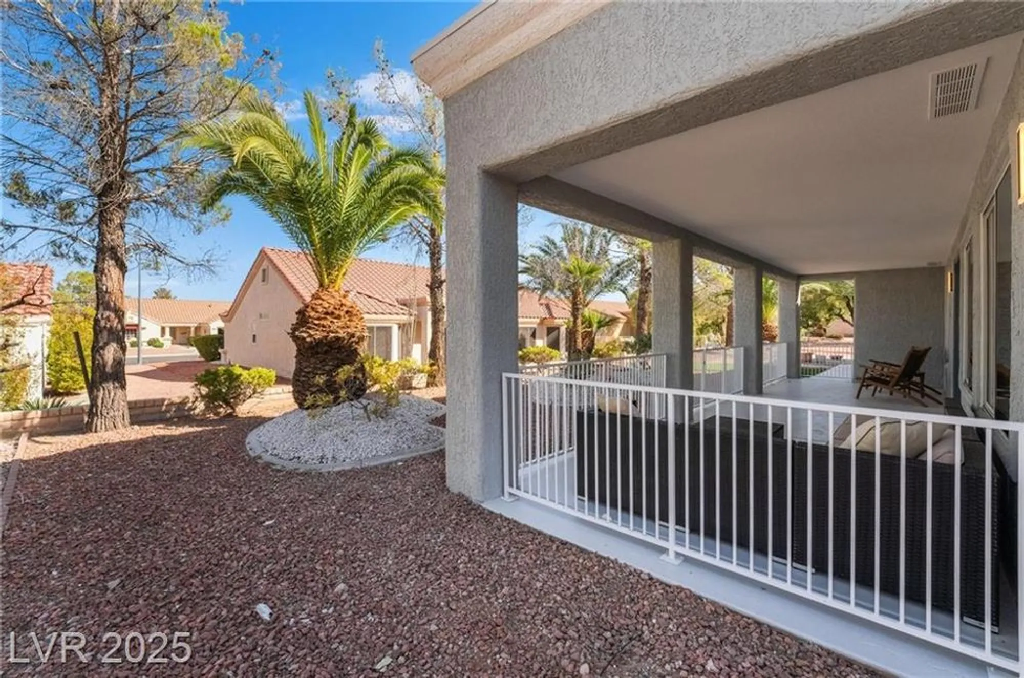Property Slideshow image 45 of 57 | 2528 sunup dr, Las Vegas, NV, 89134