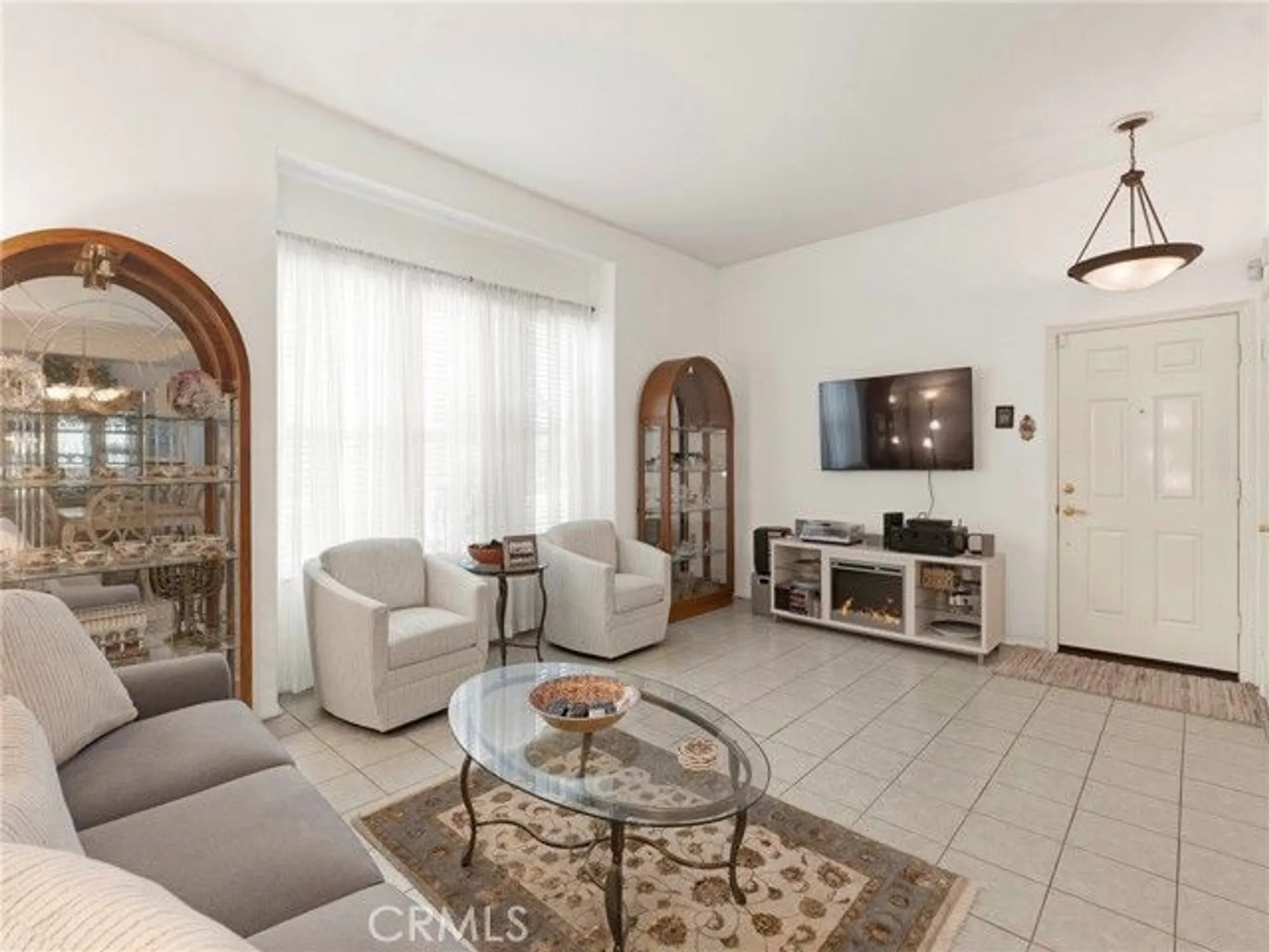 Property Slideshow image 10 of 31 | 5621 daisy st, Simi Valley, CA, 93063
