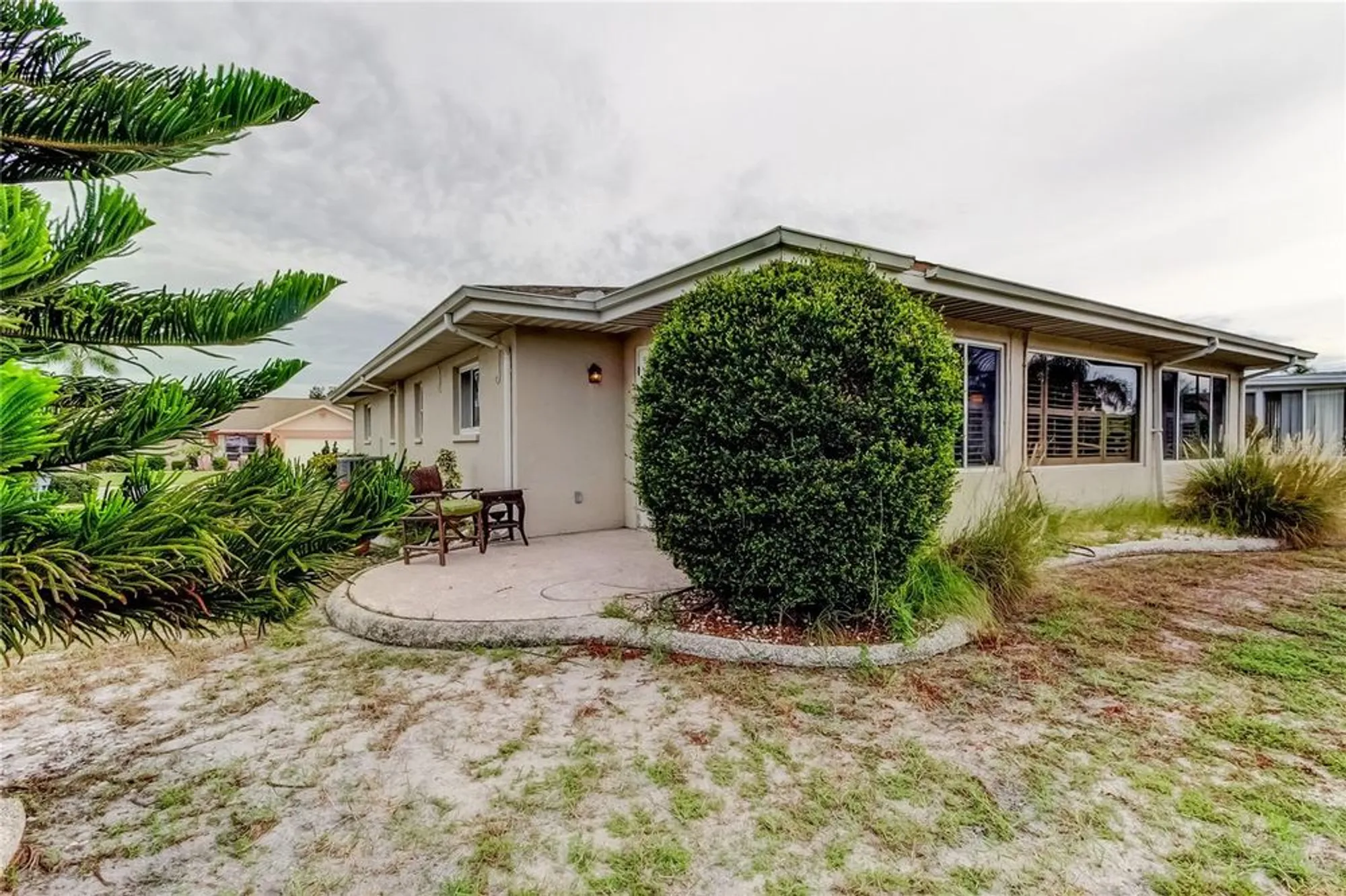 Property Slideshow image 53 of 77 | 329 club manor dr, Sun City Center, FL, 33573