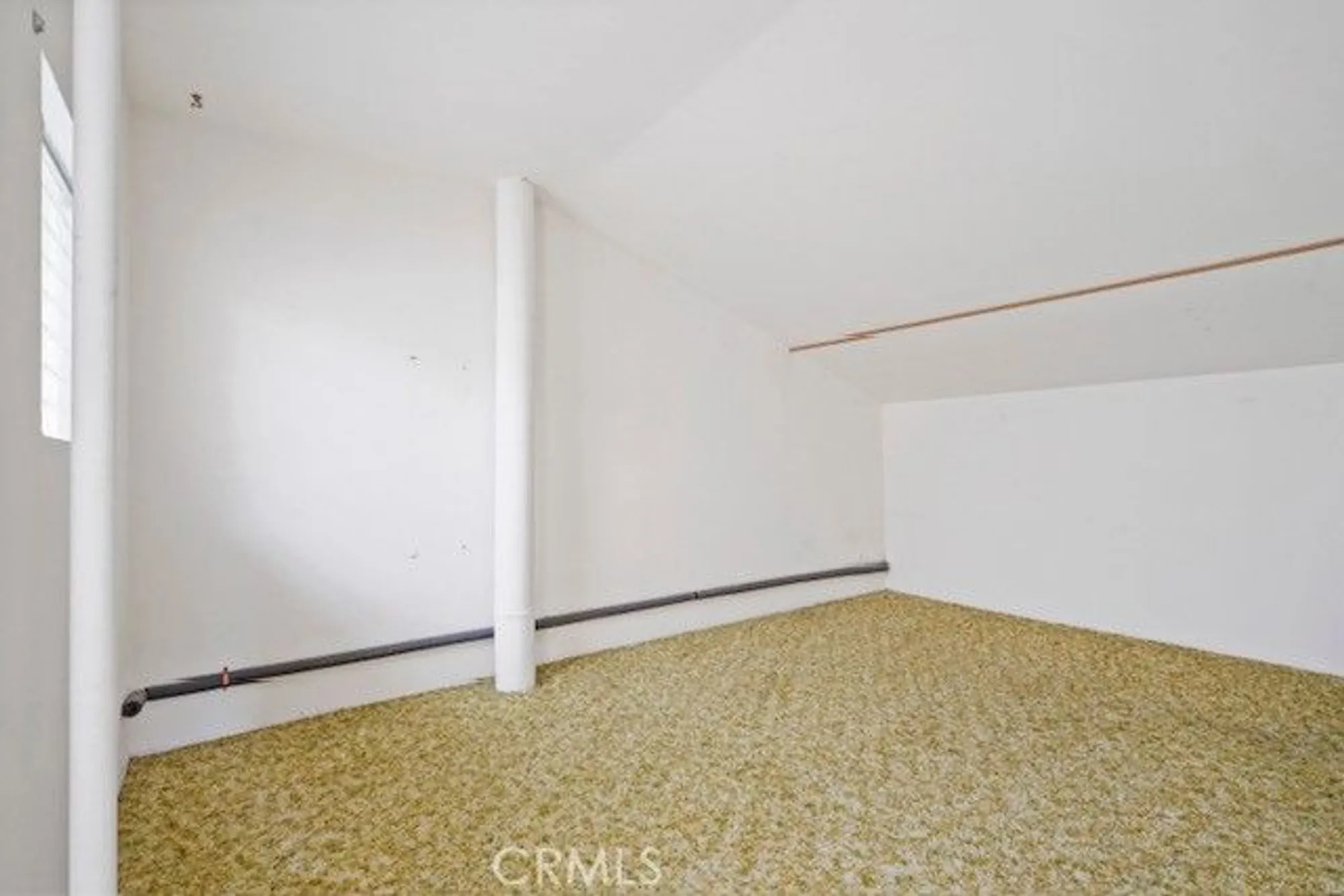 Property Slideshow image 18 of 22 | 19324 flowers ct, Newhall, CA, 91321