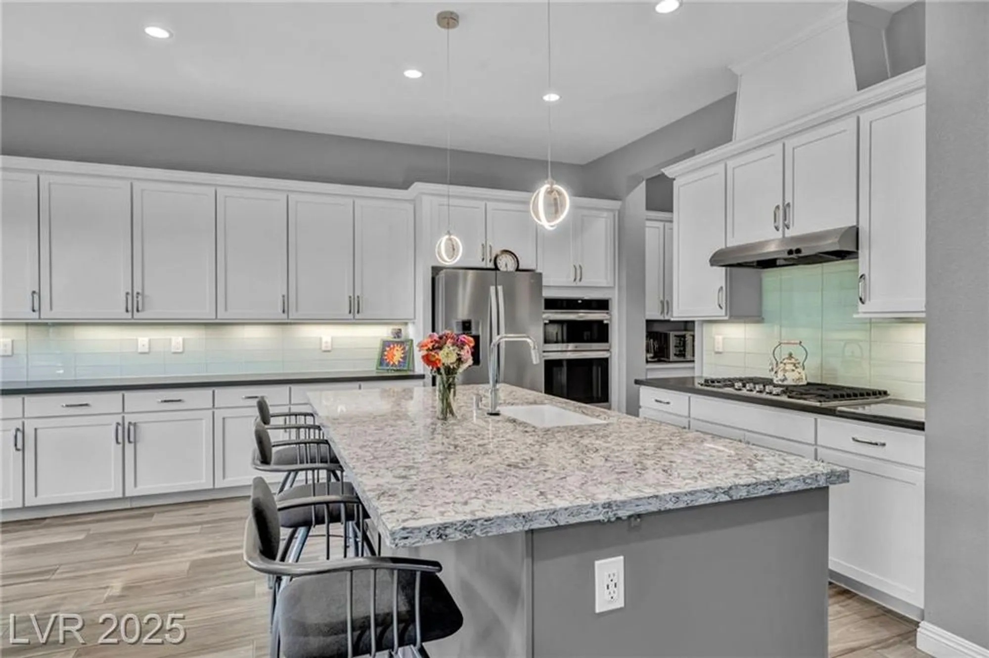 Property Slideshow image 15 of 87 | 9988 regency square ave, Las Vegas, NV, 89148