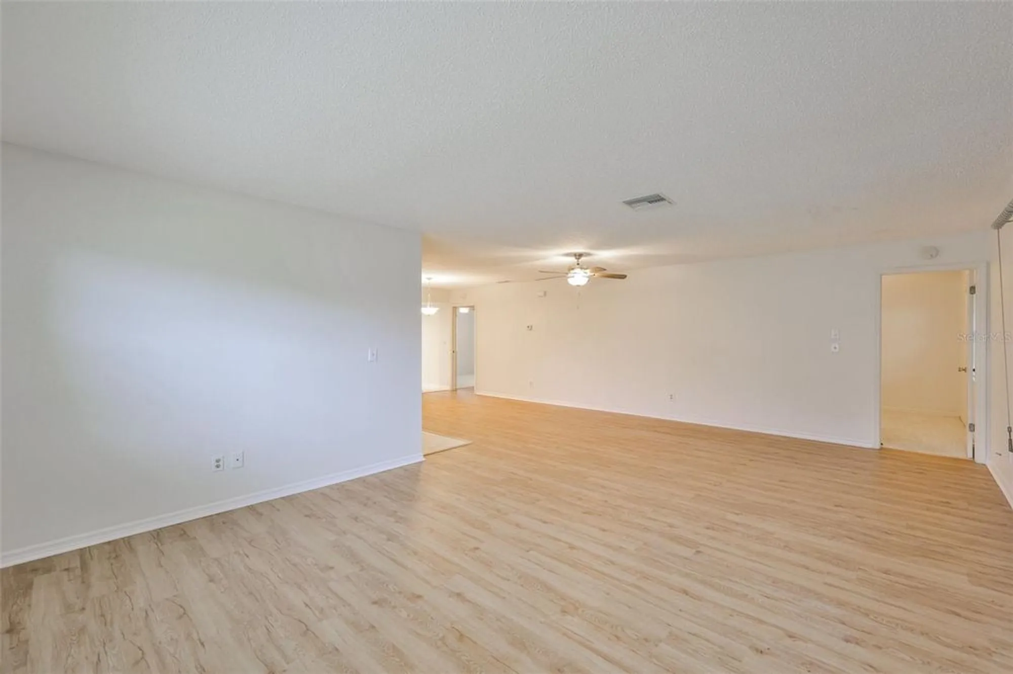 Property Slideshow image 18 of 87 | 2122 hereford dr # 511, Sun City Center, FL, 33573