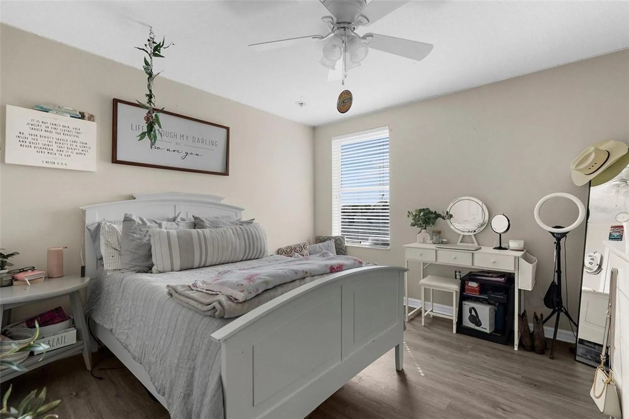 Property Slideshow image 26 of 50 | 12520 shimmering oak cir, Venice, FL, 34293