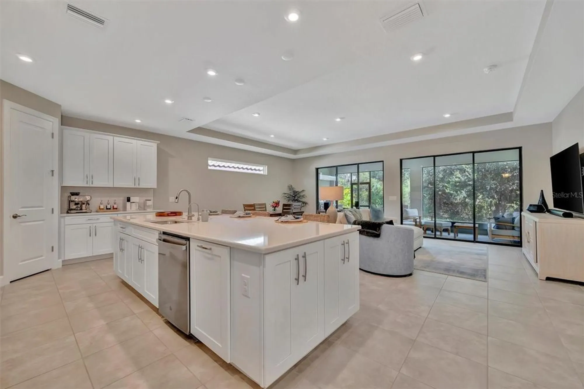 Property Slideshow image 12 of 71 | 5320 morey farms loop, Palmetto, FL, 34221