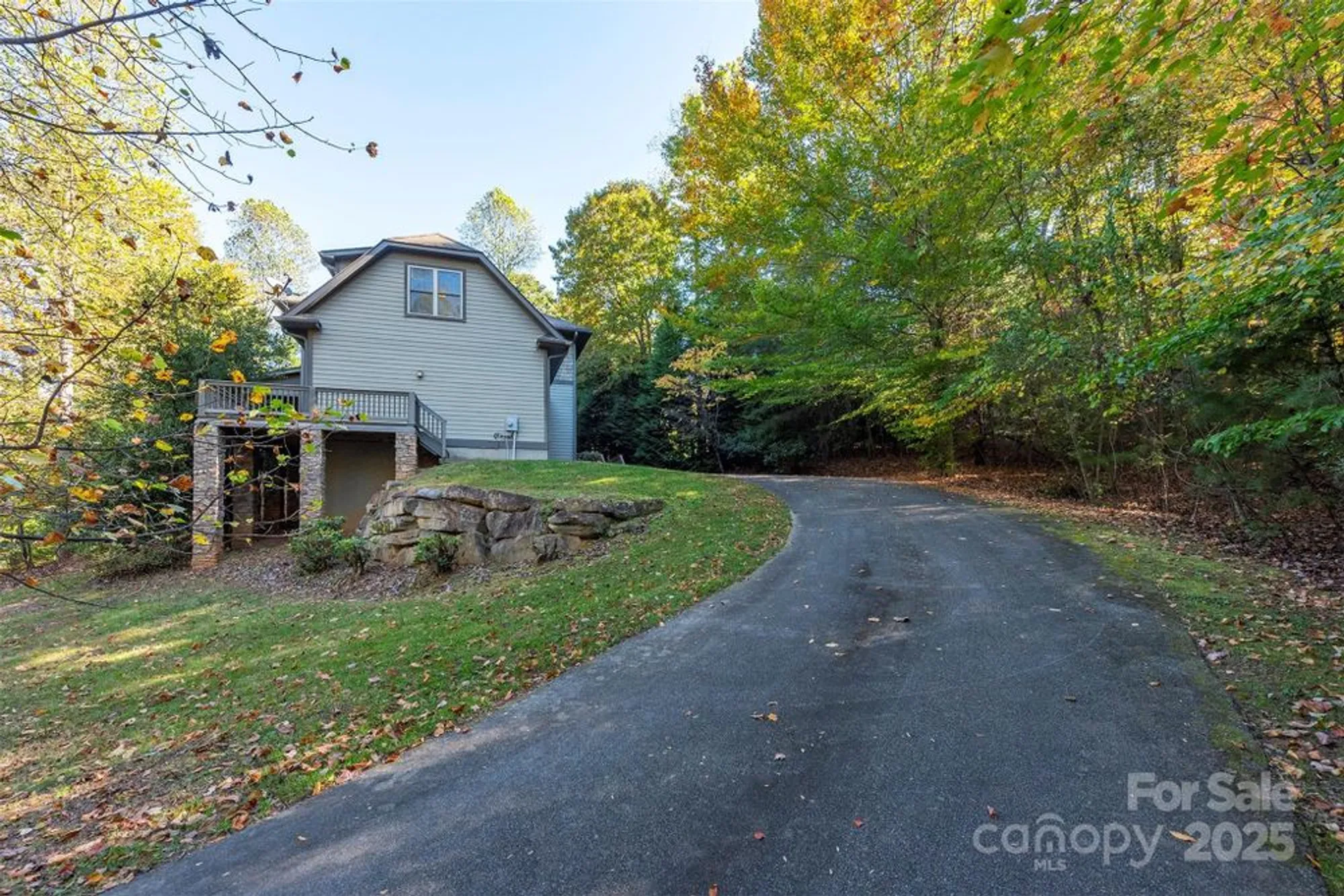 Property Slideshow image 4 of 48 | 4 yellow owl dr, Biltmore Lake, NC, 28715
