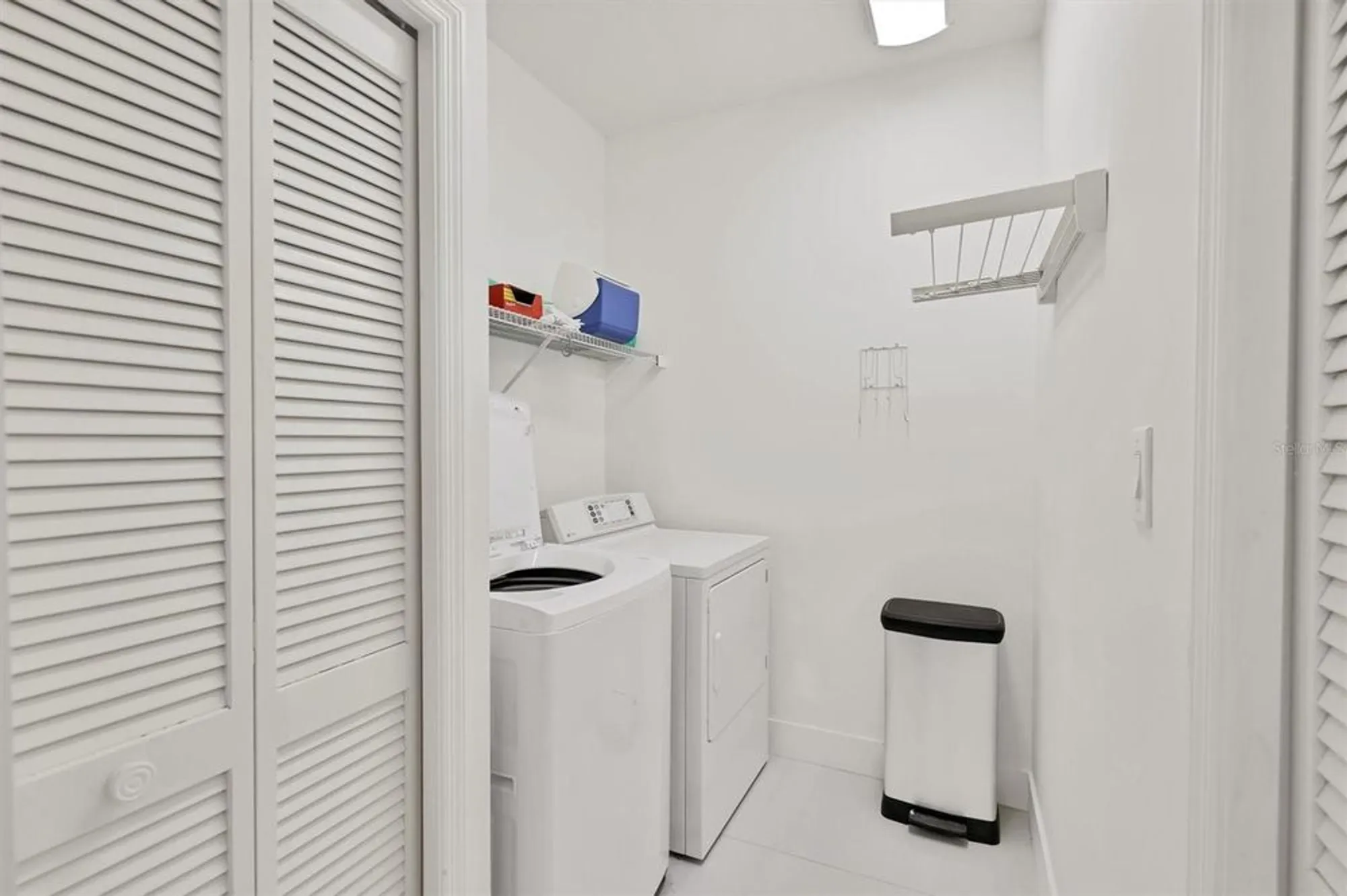 Property Slideshow image 19 of 51 | 5408 eagles point cir apt 102, Sarasota, FL, 34231