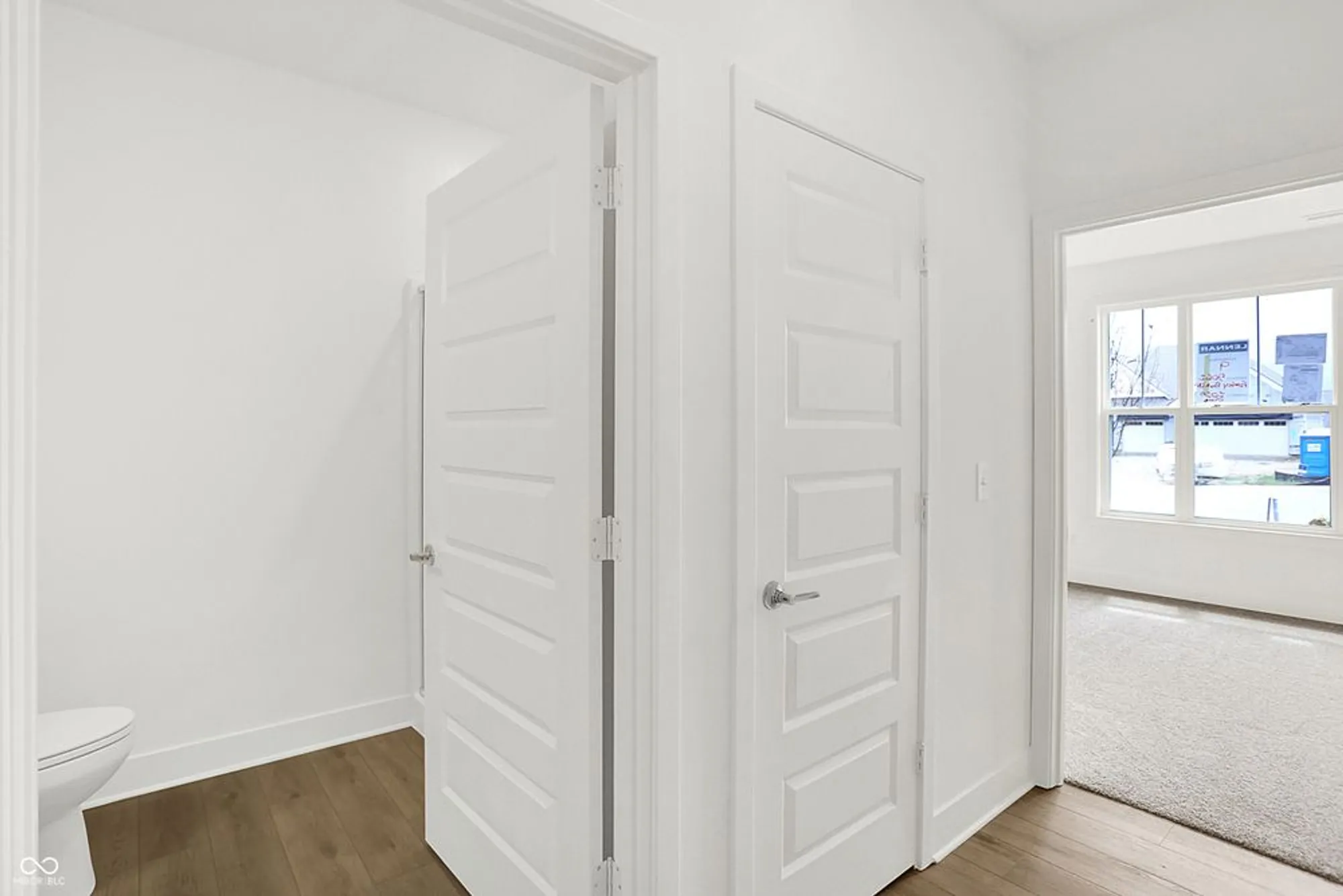 Property Slideshow image 32 of 46 | 5062 foxley park ln, Avon, IN, 46123