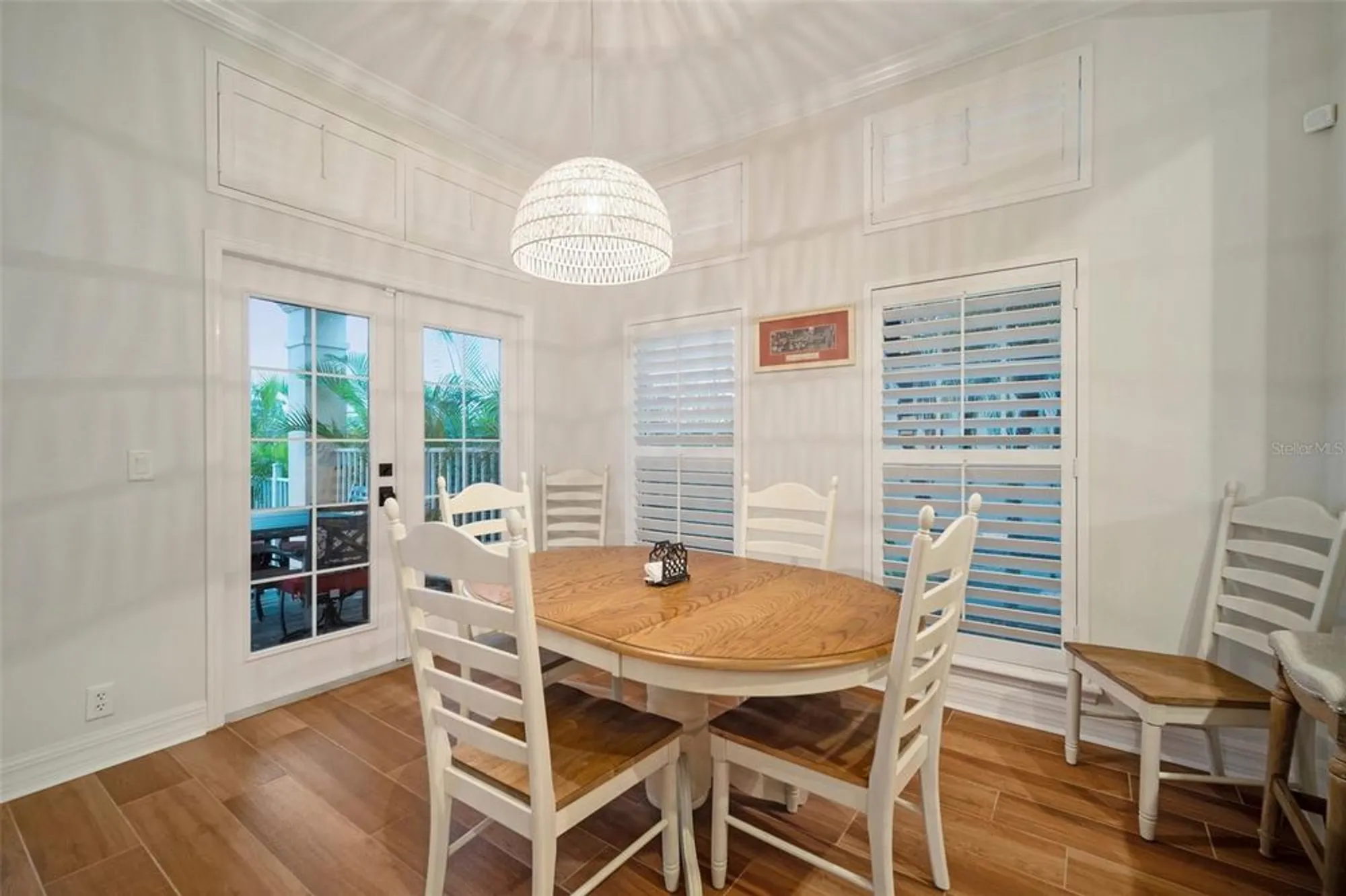 Property Slideshow image 20 of 94 | 825 islebay dr, Apollo Beach, FL, 33572