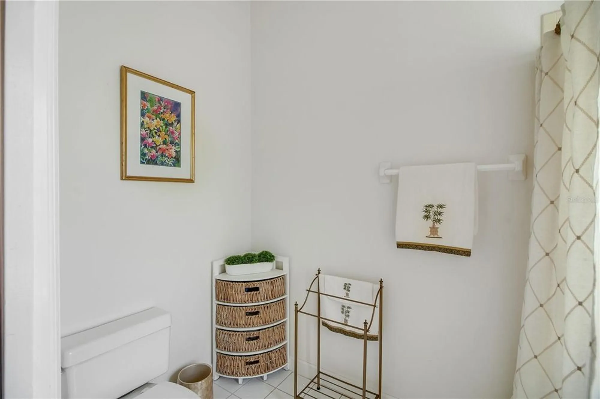 Property Slideshow image 65 of 93 | 1521 edgewater dr, Mount Dora, FL, 32757