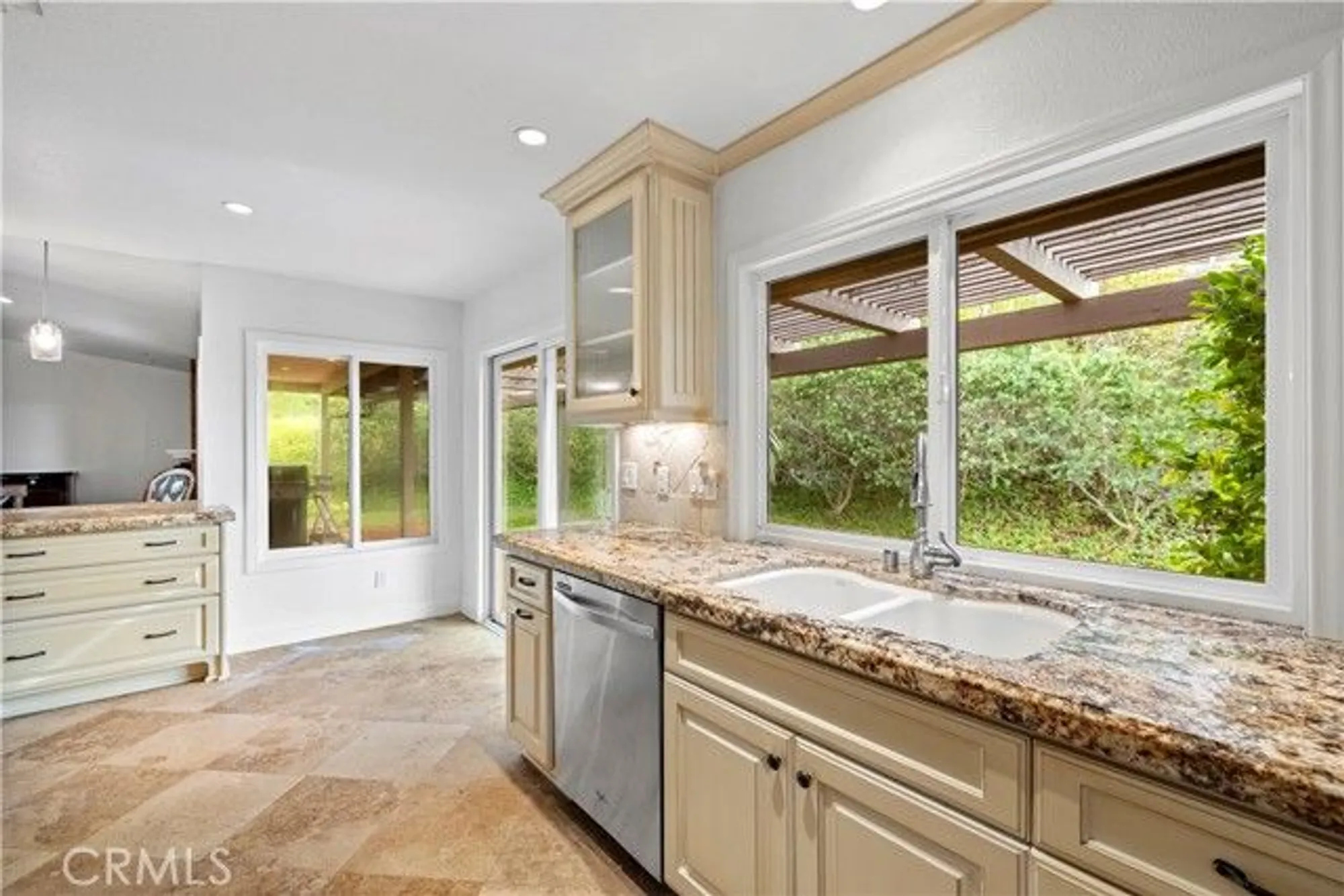 Property Slideshow image 8 of 53 | 27972 calle casal, Mission Viejo, CA, 92692