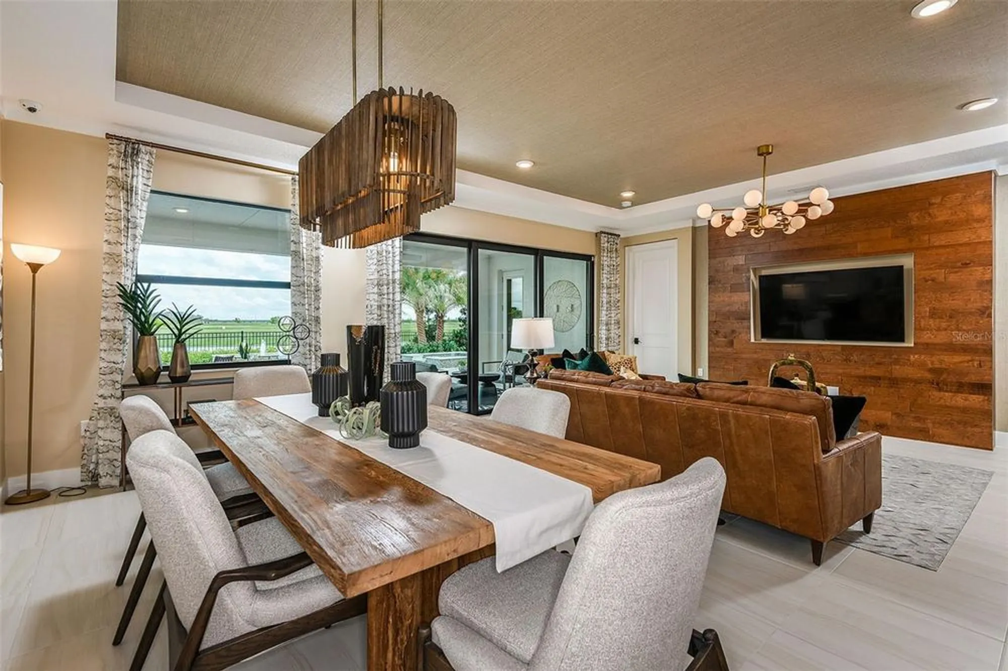 Property Slideshow image 12 of 68 | 18211 morgan dr, Lakewood Ranch, FL, 34211