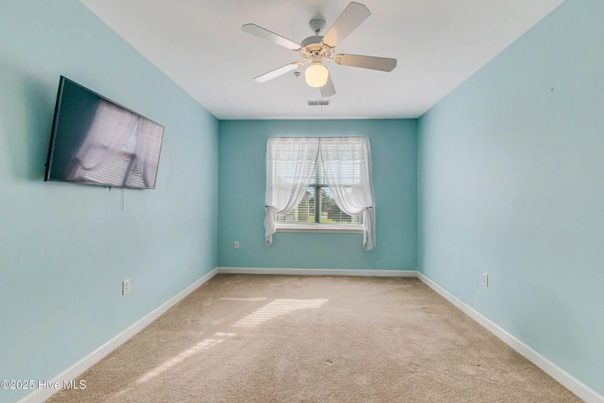 Property Slideshow image 16 of 50 | 395 s crow creek dr 1518, Calabash, NC, 28467