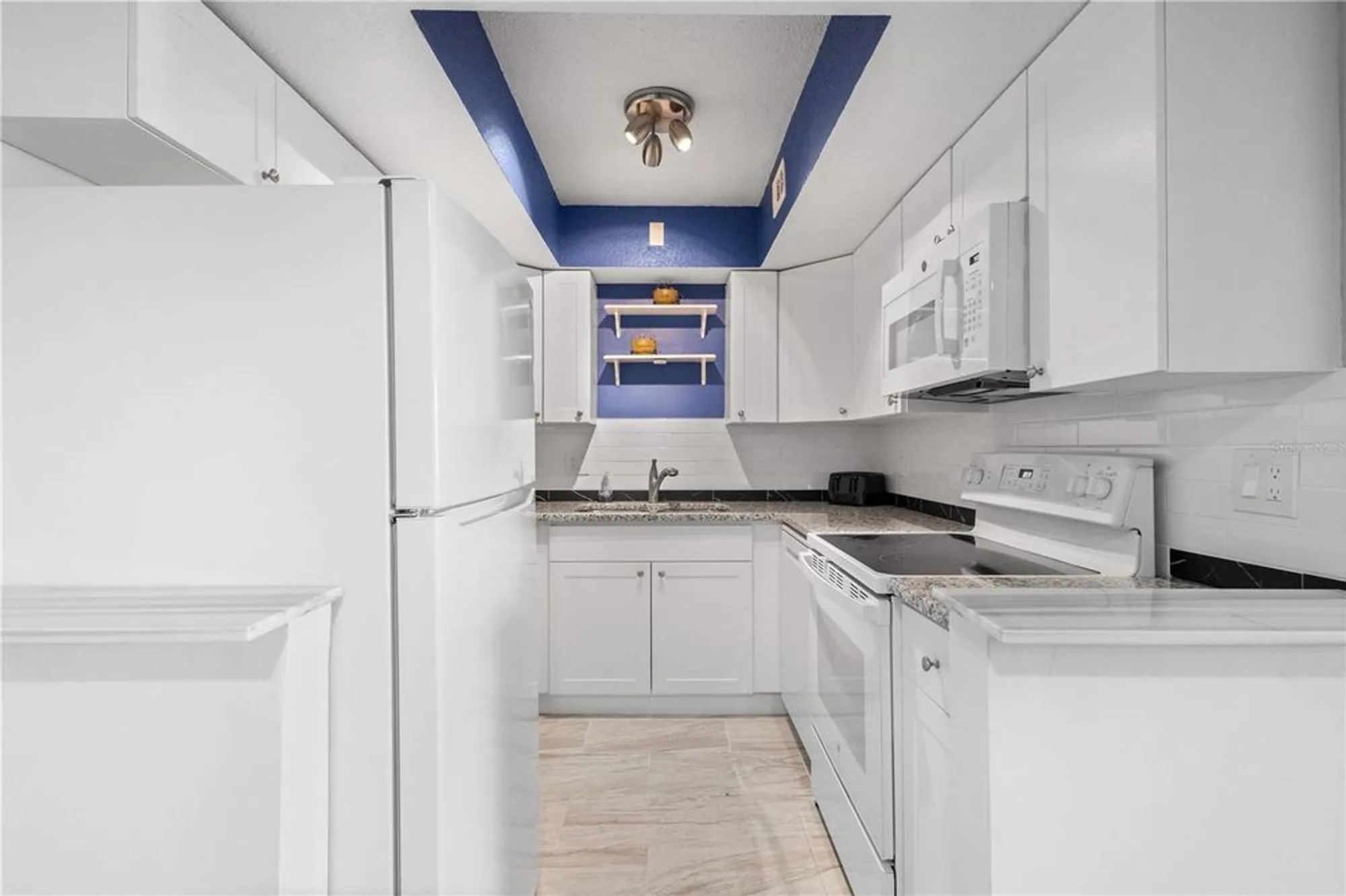 Property Slideshow image 8 of 30 | 2437 harbor blvd apt 210, Port Charlotte, FL, 33952