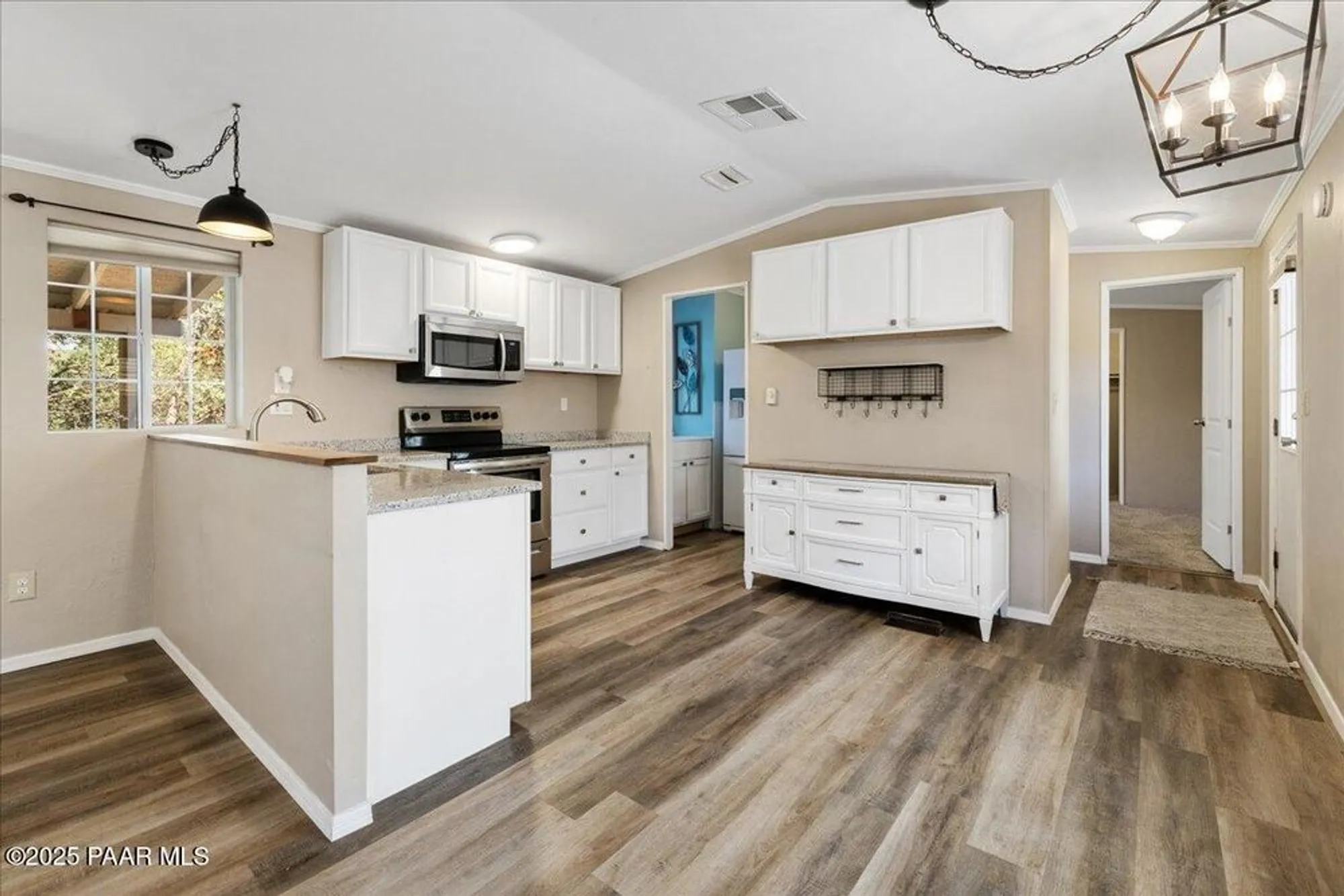 Property Slideshow image 10 of 20 | 2091 prescott canyon cir, Prescott, AZ, 86301