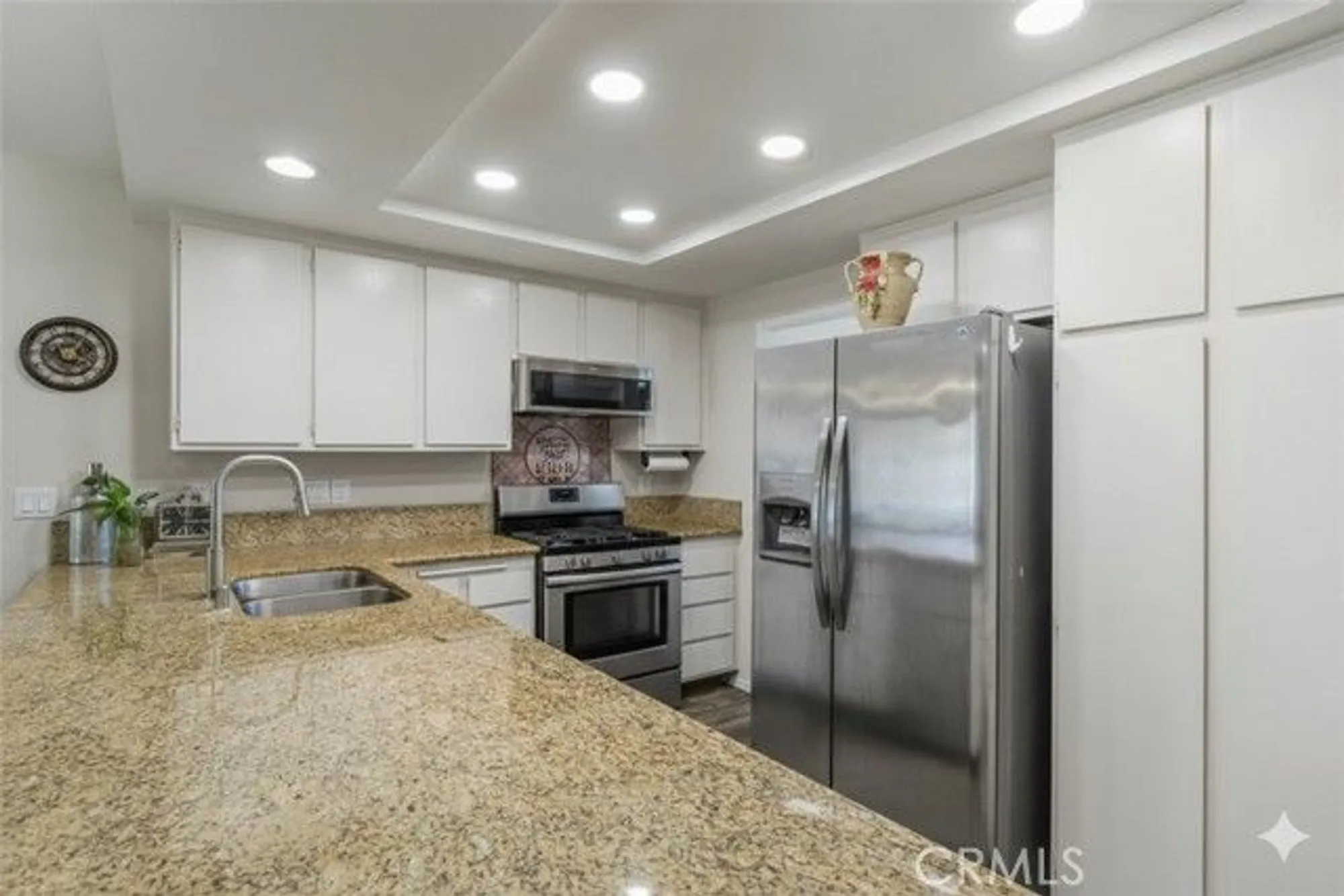 Property Slideshow image 11 of 30 | 27958 foxfire st, Menifee, CA, 92586