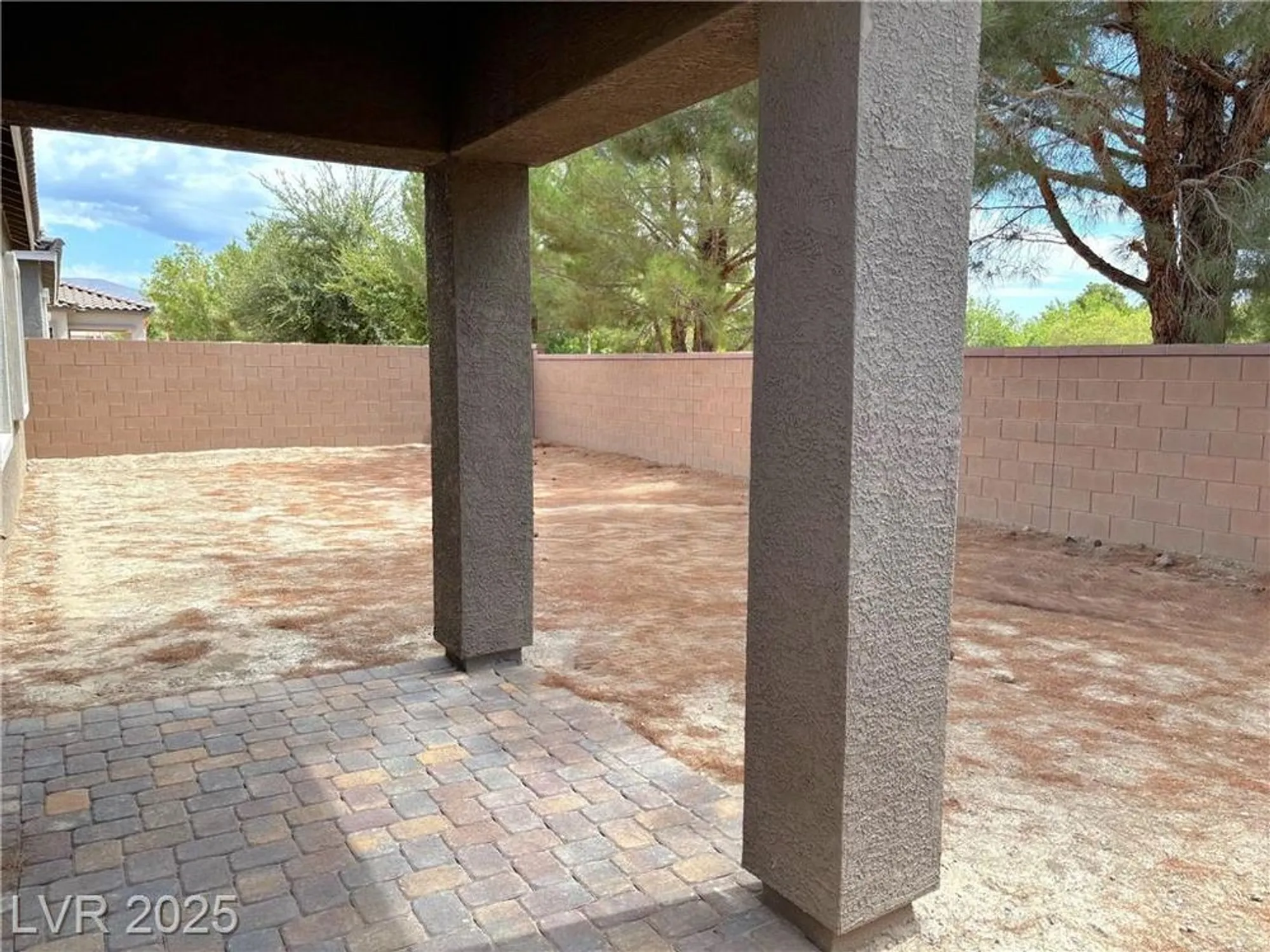 Property Slideshow image 28 of 31 | 5699 e victoria falls dr, Pahrump, NV, 89061