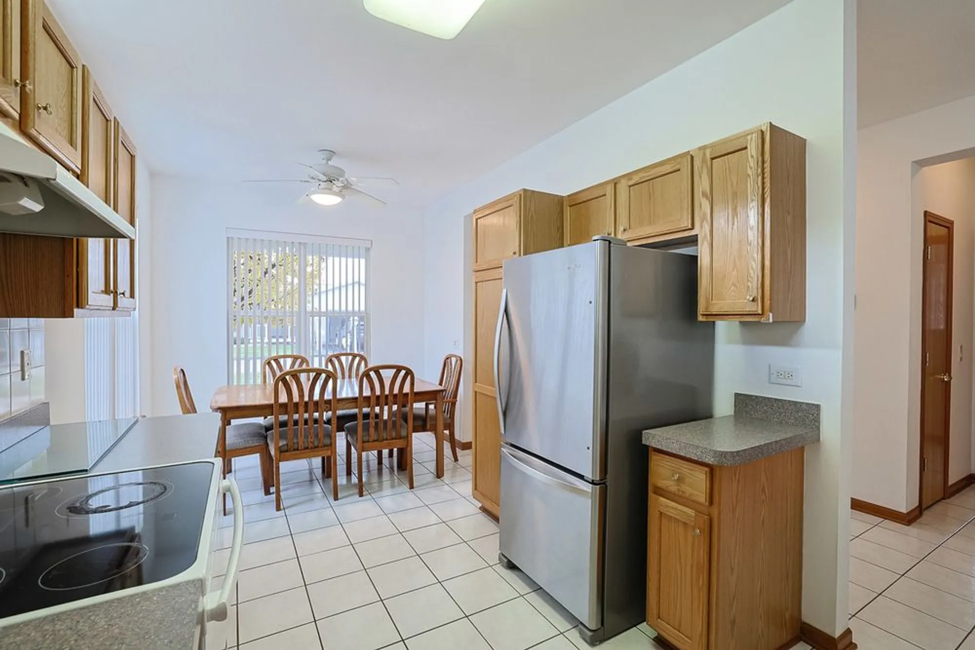 Property Slideshow image 10 of 32 | 3455 steeplechase way, Grayslake, IL, 60030