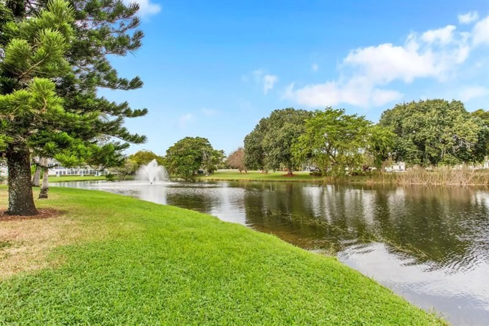 Property Slideshow image 19 of 44 | 2708 nassau bnd a2, Coconut Creek, FL, 33066