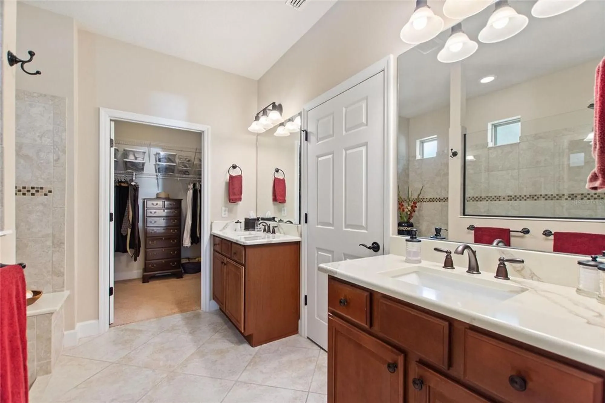 Property Slideshow image 32 of 67 | 224 granada ln, Davenport, FL, 33837