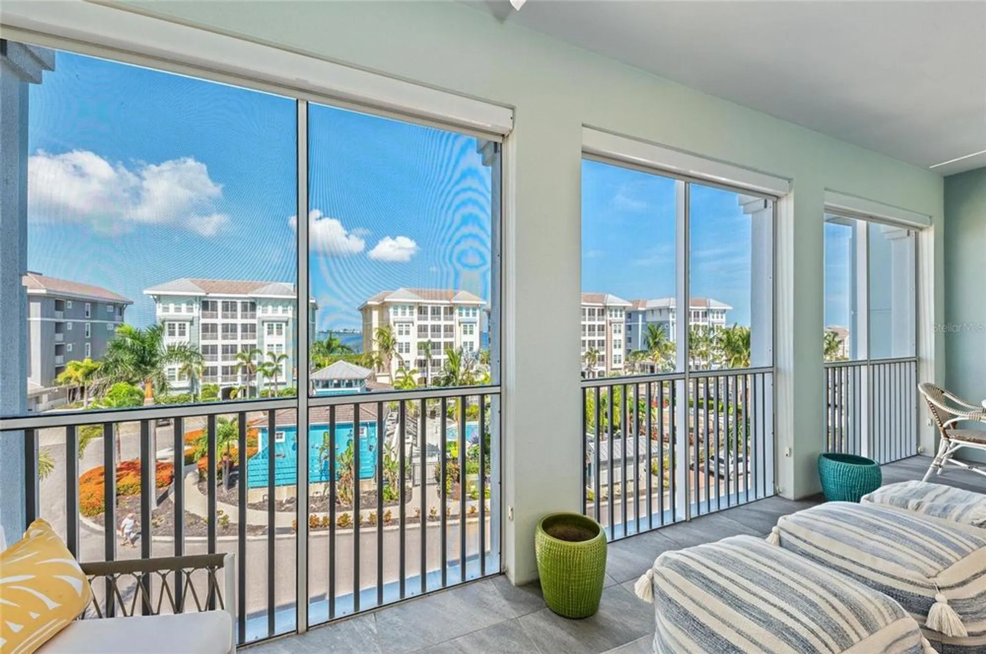 Property Slideshow image 56 of 100 | 387 aruba cir 301, Bradenton, FL, 34209