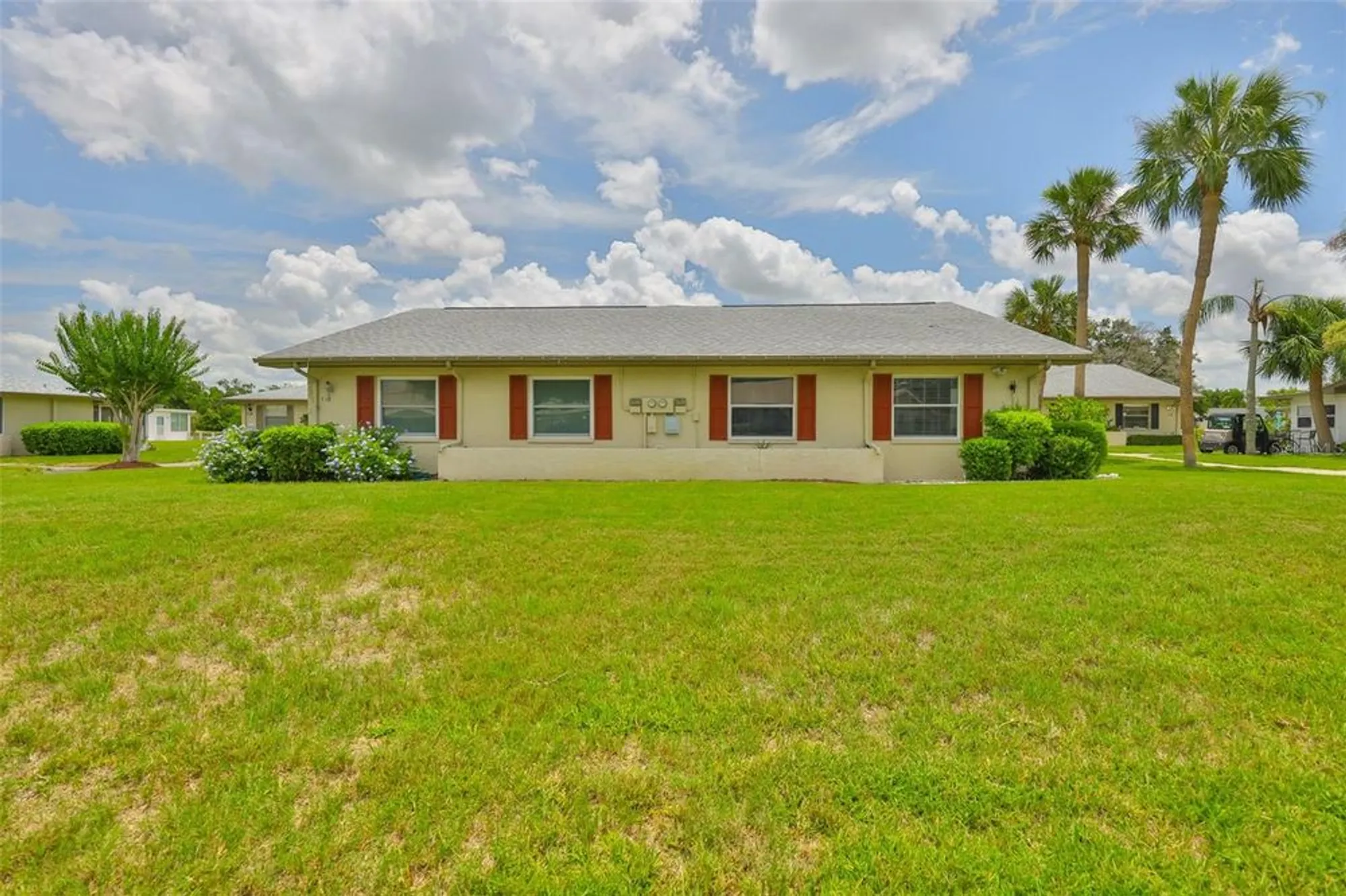 Property Slideshow image 3 of 55 | 1905 canterbury ln unit 17, Sun City Center, FL, 33573