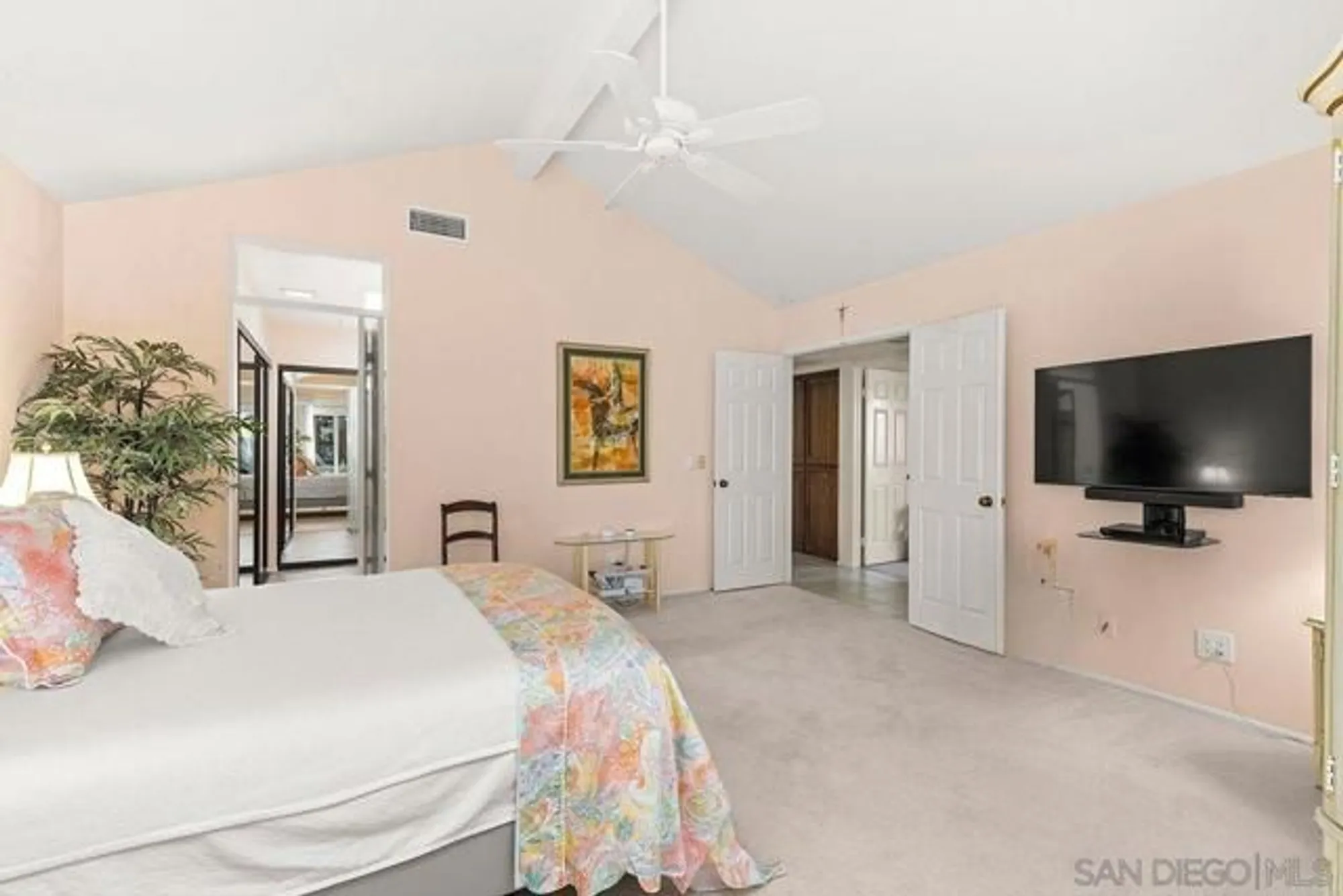 Property Slideshow image 21 of 75 | 17632 caminito hercuba, San Diego, CA, 92128