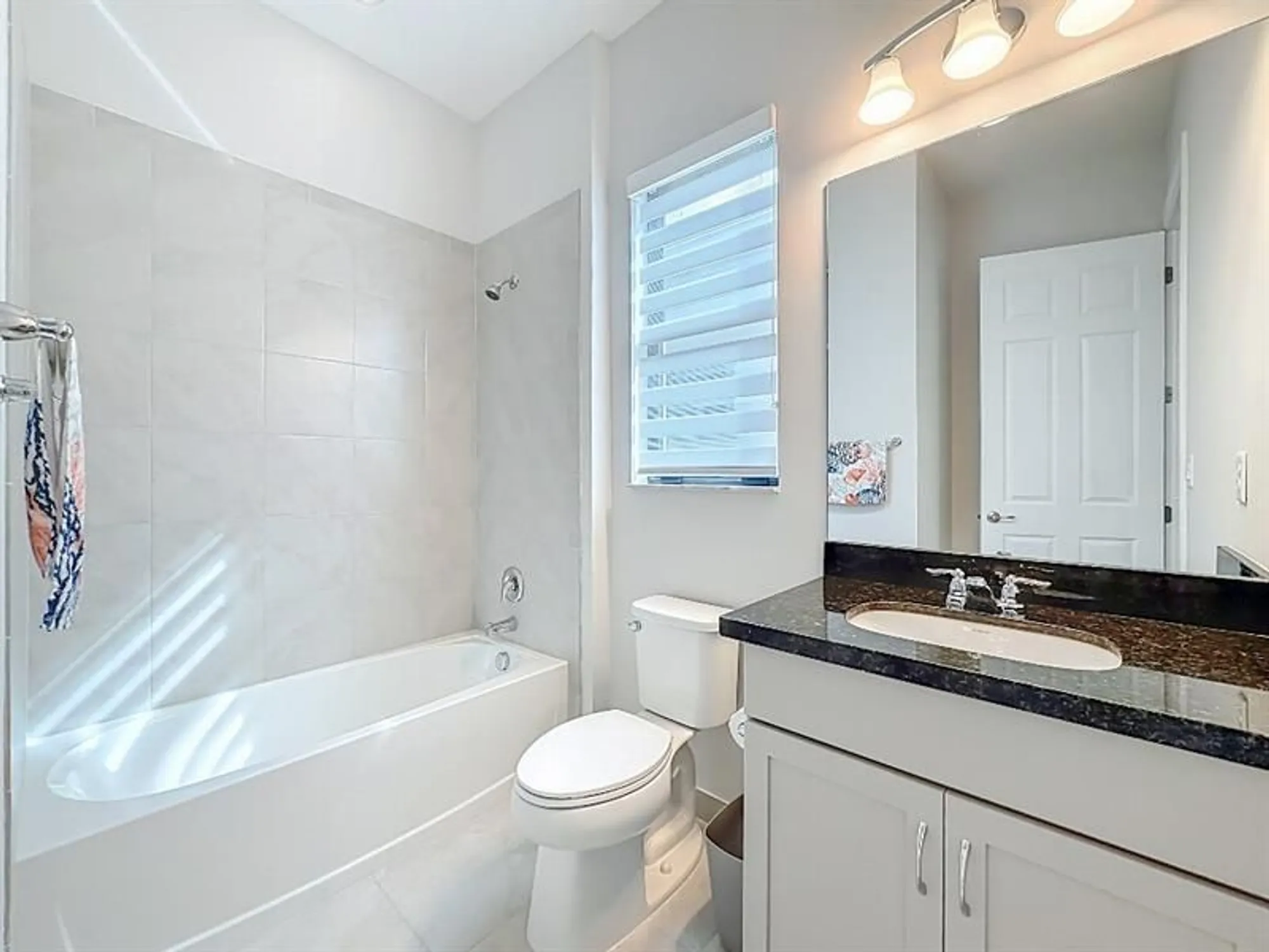 Property Slideshow image 10 of 15 | 11795 vivar run, Parkland, FL, 33076