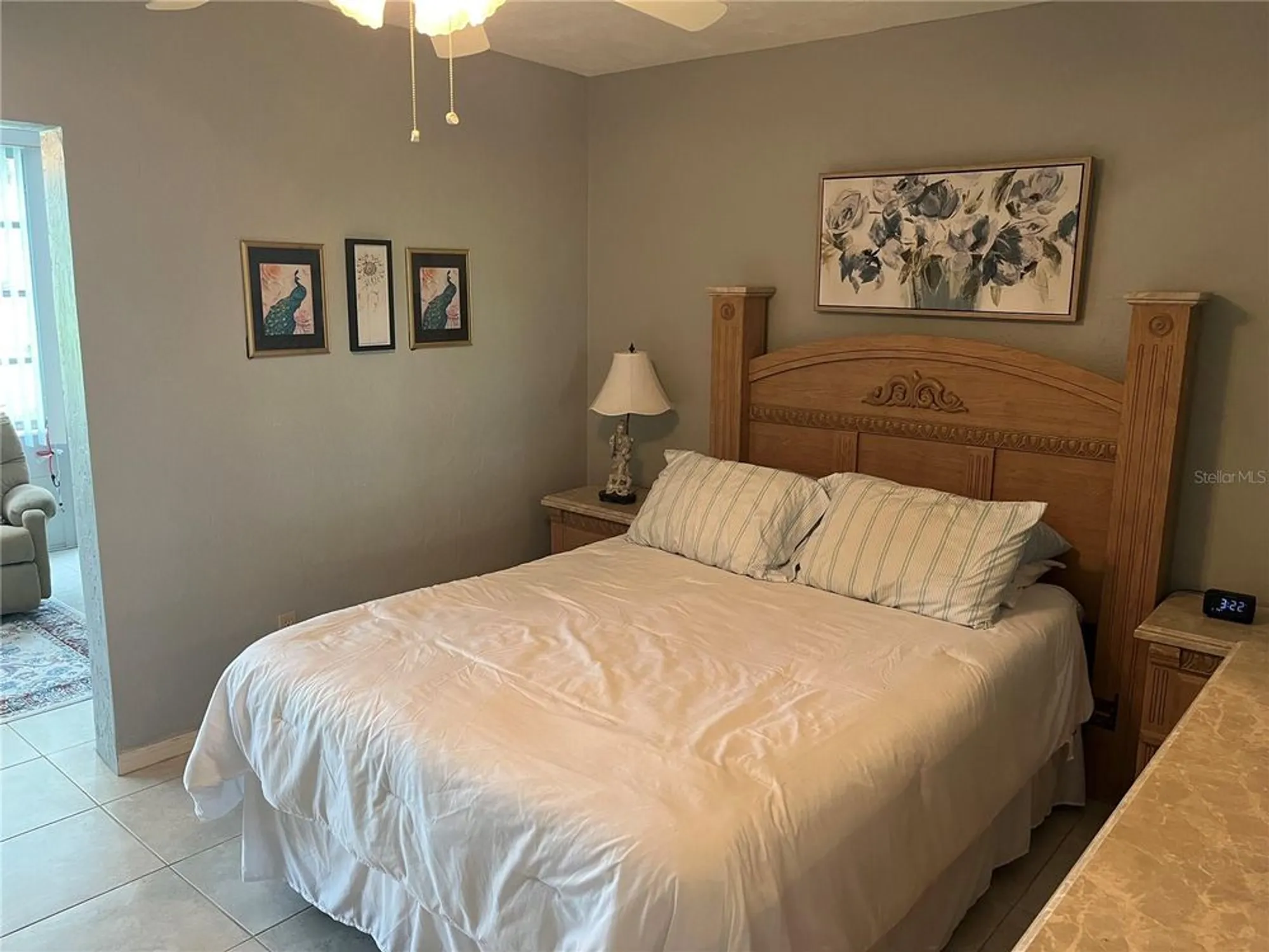 Property Slideshow image 11 of 41 | 2462 brazilia dr 22, Clearwater, FL, 33763