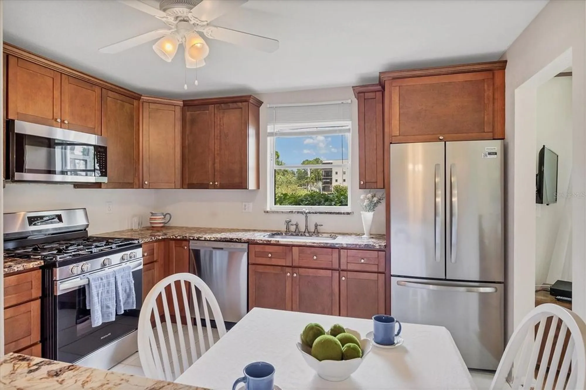 Property Slideshow image 12 of 41 | 6188 80th st n unit 102, St Petersburg, FL, 33709