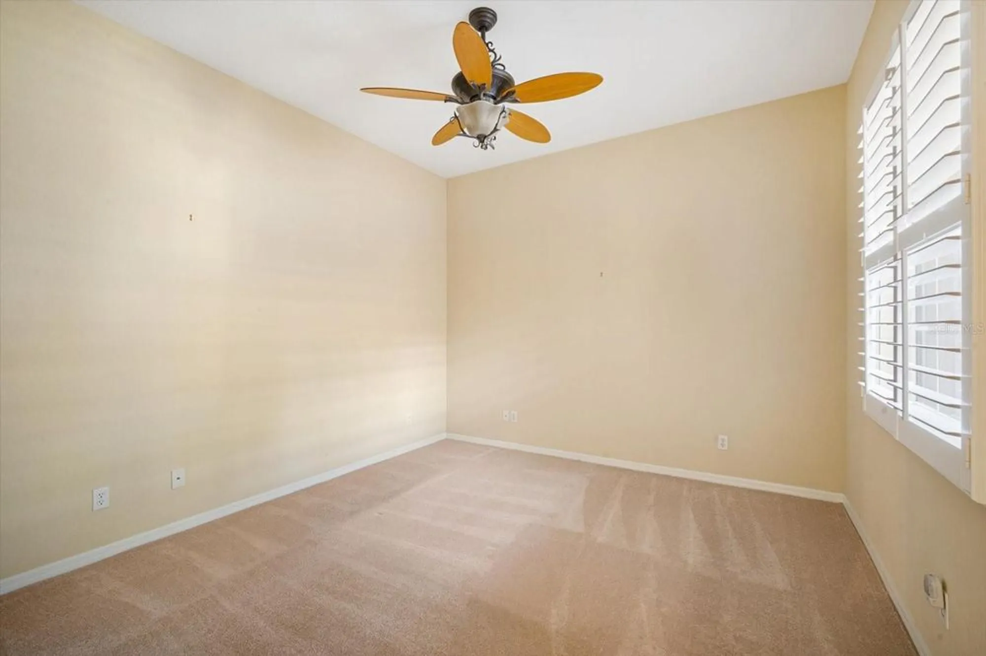 Property Slideshow image 7 of 35 | 2490 kensington greens dr, Sun City Center, FL, 33573