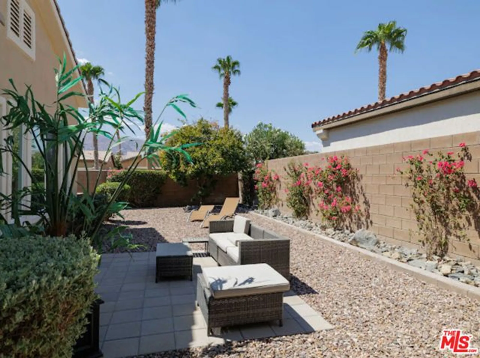 Property Slideshow image 29 of 38 | 81634 desert willow dr, La Quinta, CA, 92253