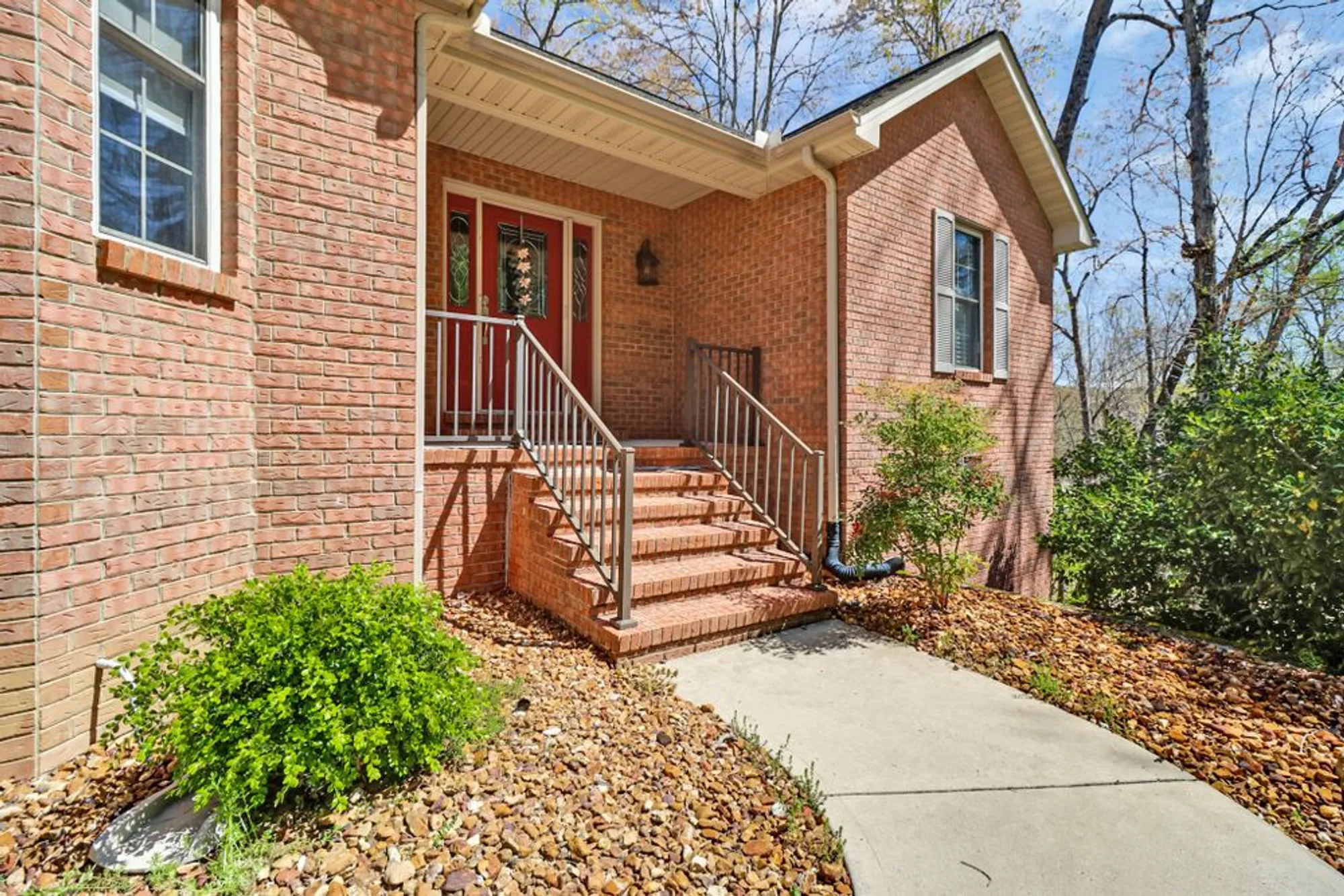 Property Slideshow image 7 of 44 | 10 claremont cir, Crossville, TN, 38558