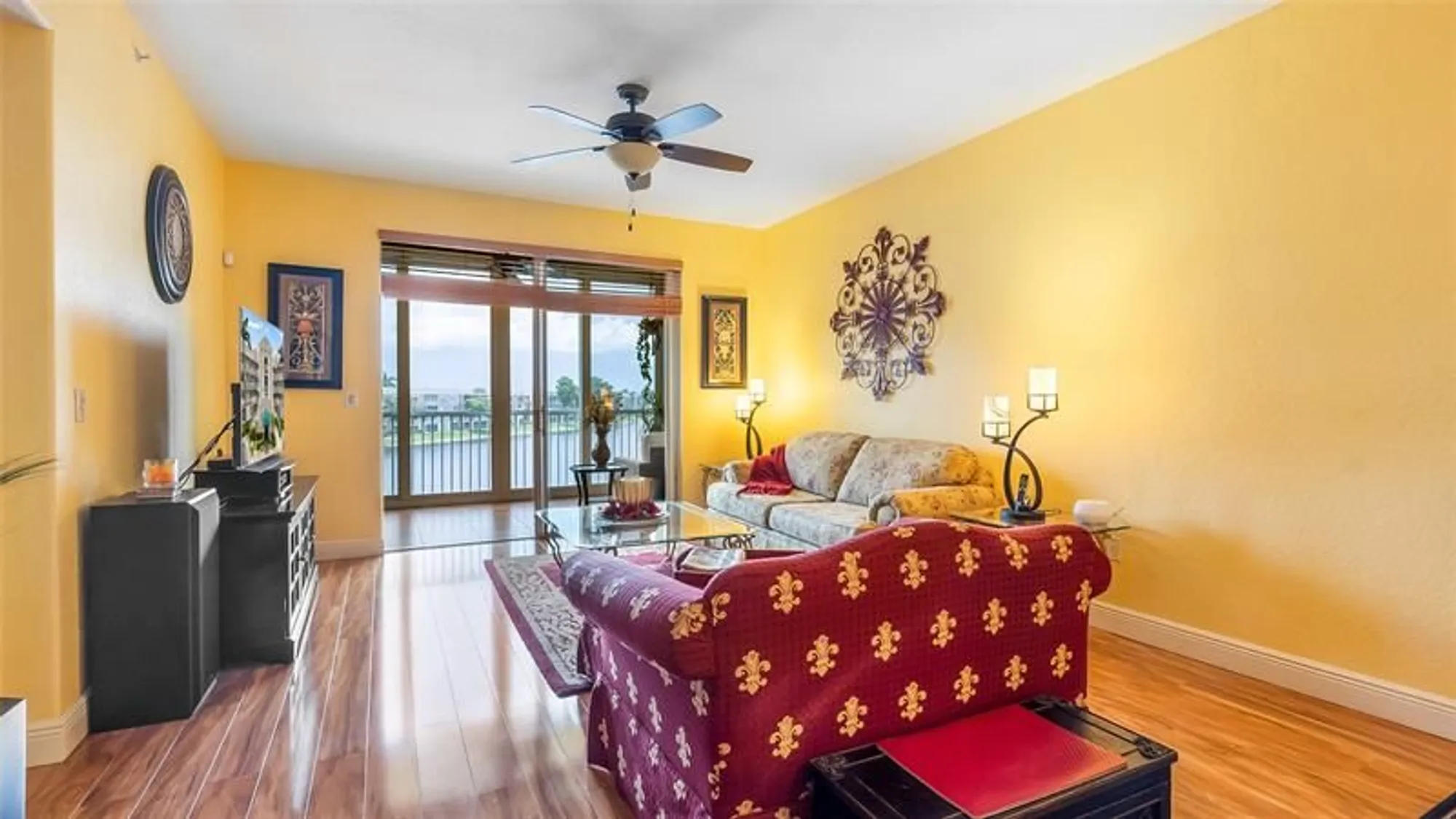 Property Slideshow image 12 of 35 | 7727 southampton ter 410, Tamarac, FL, 33321