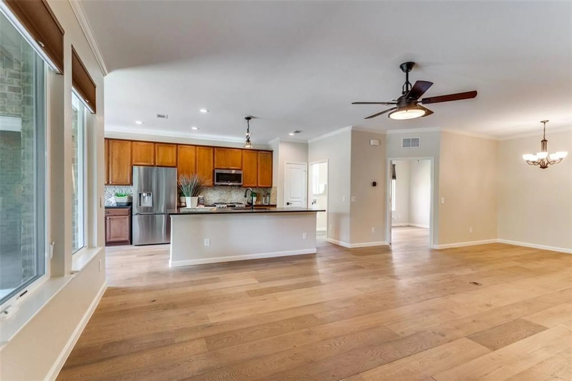 Property Slideshow image 9 of 30 | 6739 festival ln, Frisco, TX, 75036