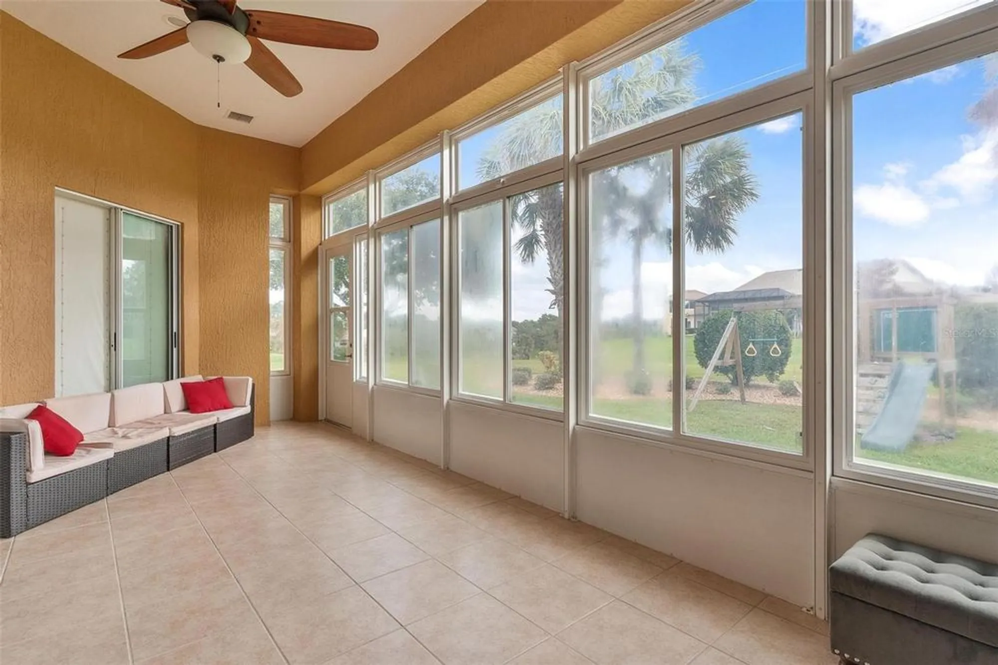 Property Slideshow image 33 of 47 | 38800 harborwoods pl, Lady Lake, FL, 32159