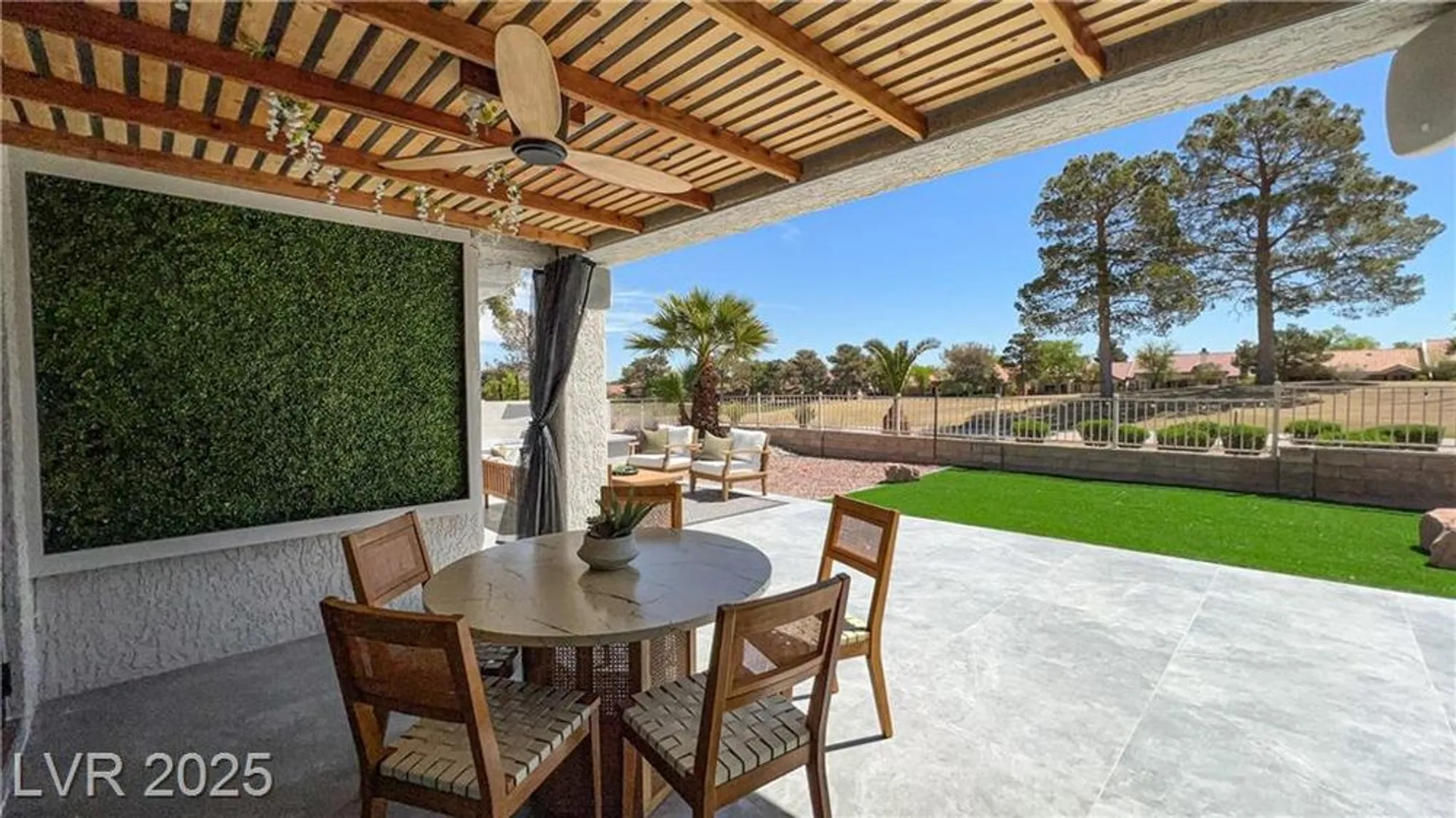 Property Slideshow image 9 of 36 | 2652 golfside dr, Las Vegas, NV, 89134