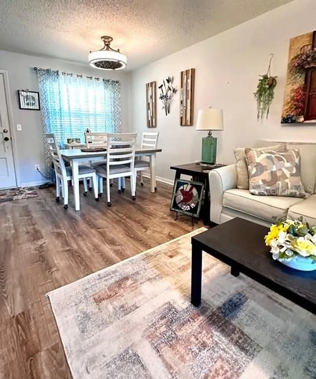 Property Slideshow image 11 of 31 | 1701 pinehurst rd apt 13c, Dunedin, FL, 34698