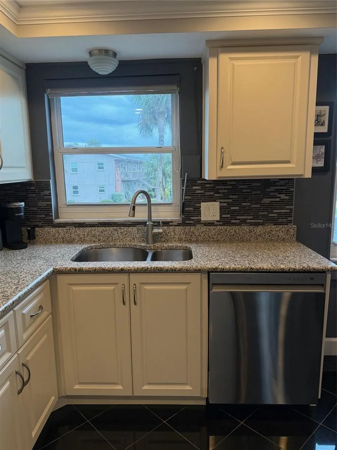 Property Slideshow image 13 of 64 | 7 elgin pl apt 202, Dunedin, FL, 34698