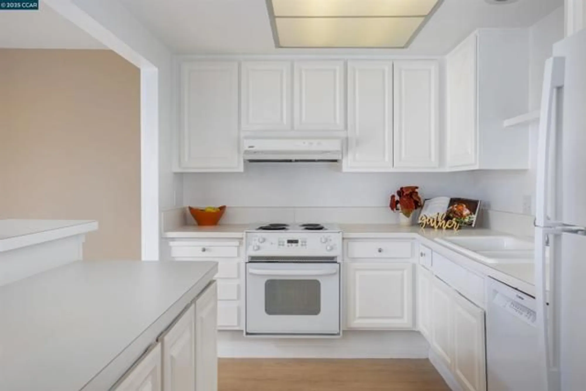 Property Slideshow image 13 of 26 | 1601 canyonwood ct 8, Walnut Creek, CA, 94595