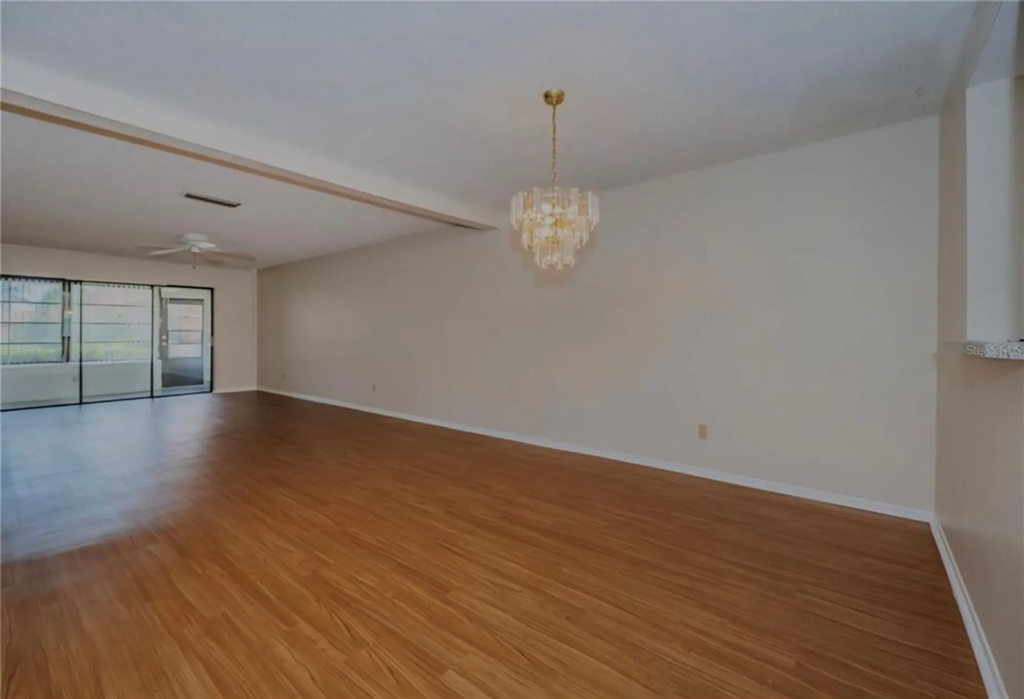 Property Slideshow image 11 of 27 | 19029 us highway 19 n apt 10d, Clearwater, FL, 33764