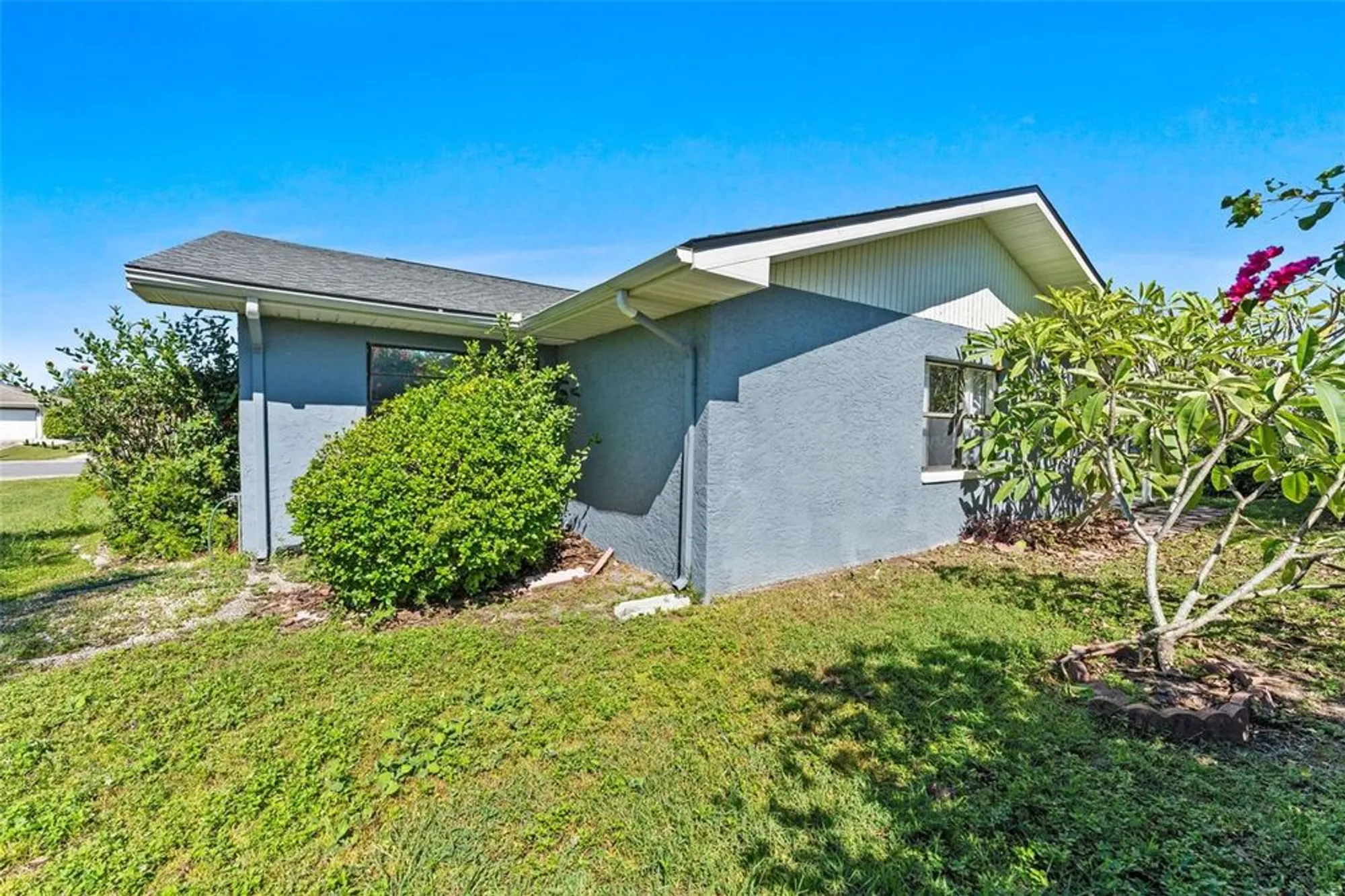 Property Slideshow image 25 of 31 | 636 fort duquesna dr, Sun City Center, FL, 33573