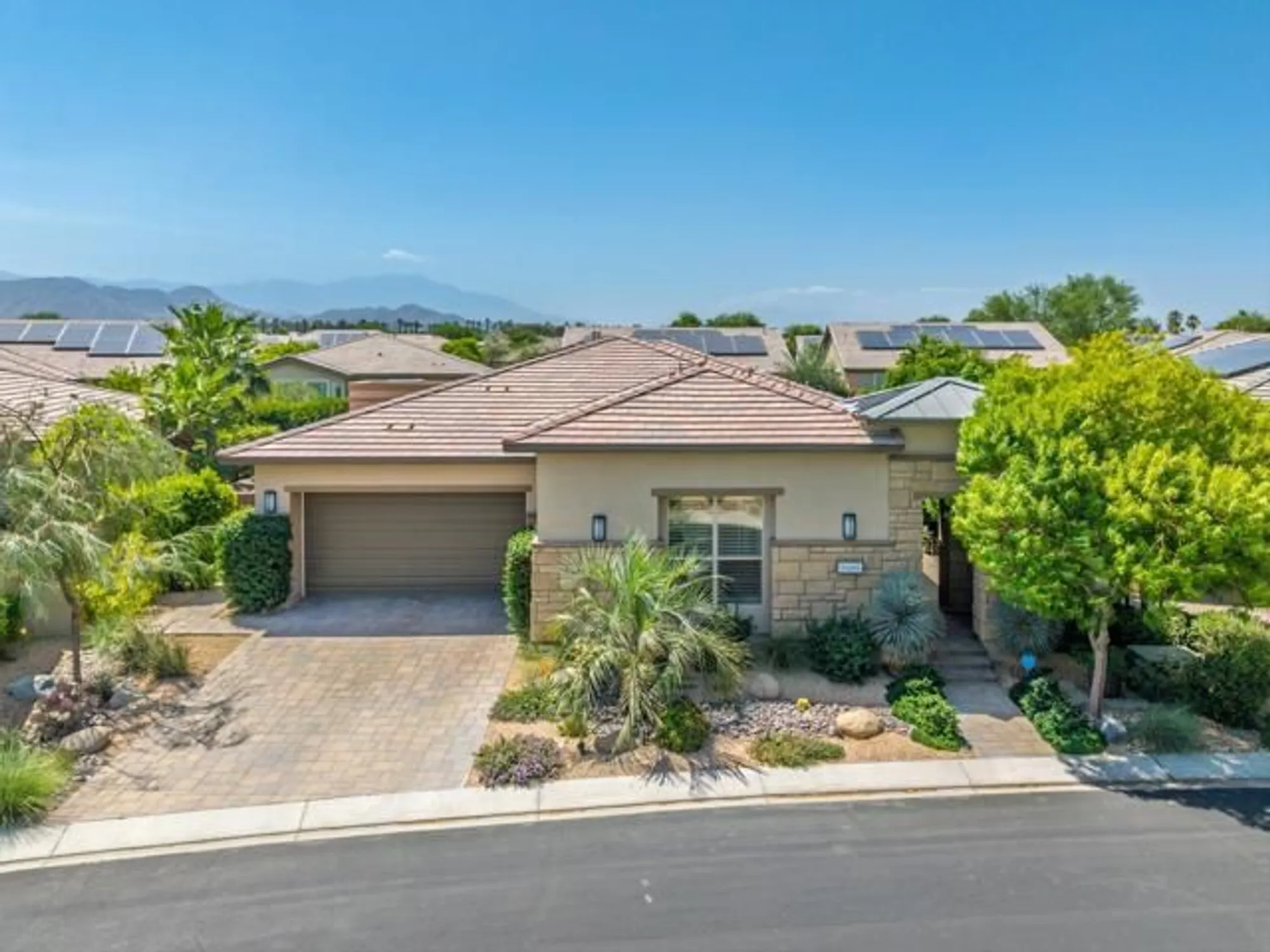 Property Slideshow image 6 of 54 | 51245 charlbury st, Indio, CA, 92201