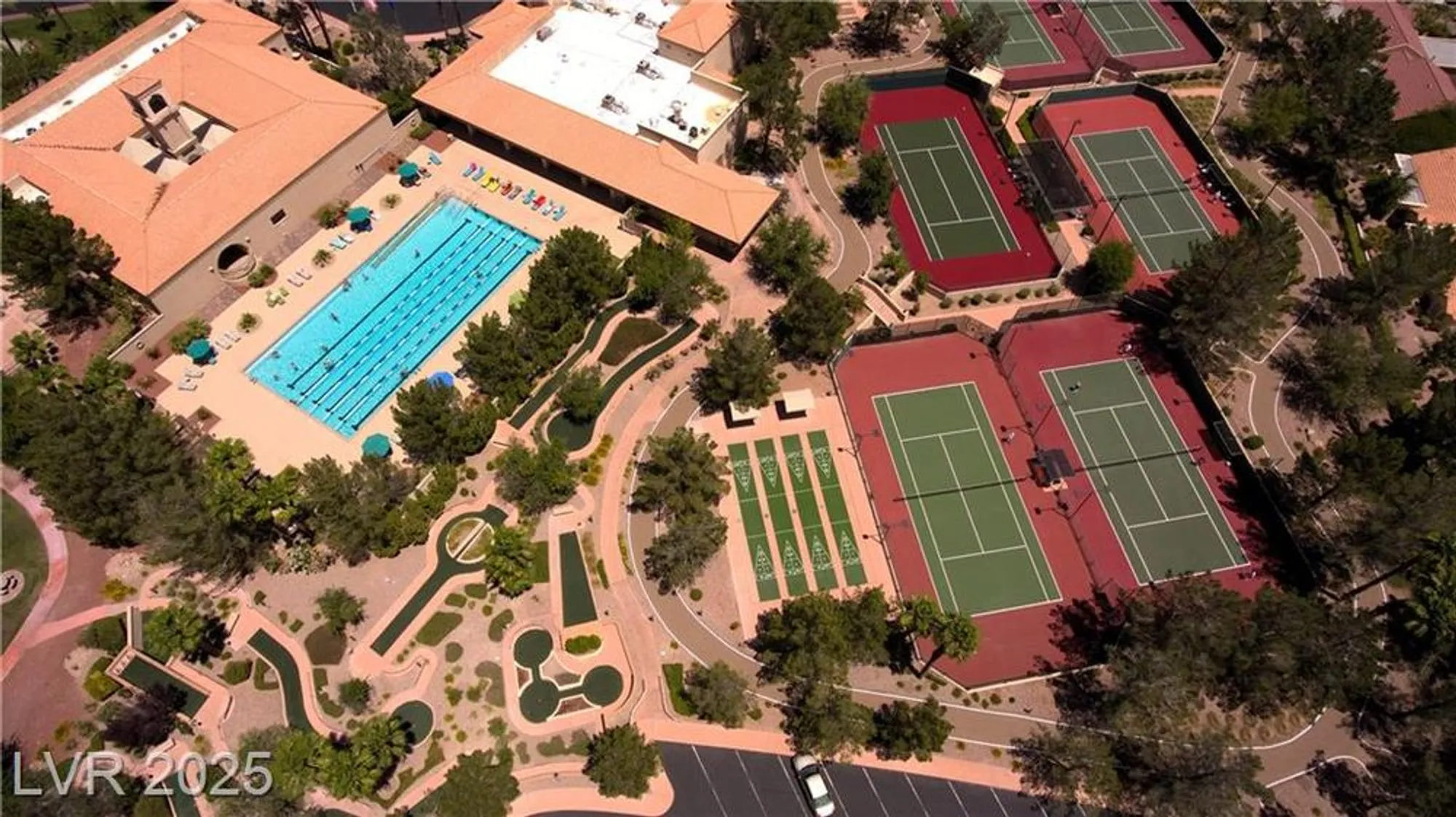 Property Slideshow image 35 of 39 | 2836 bluff point dr, Las Vegas, NV, 89134