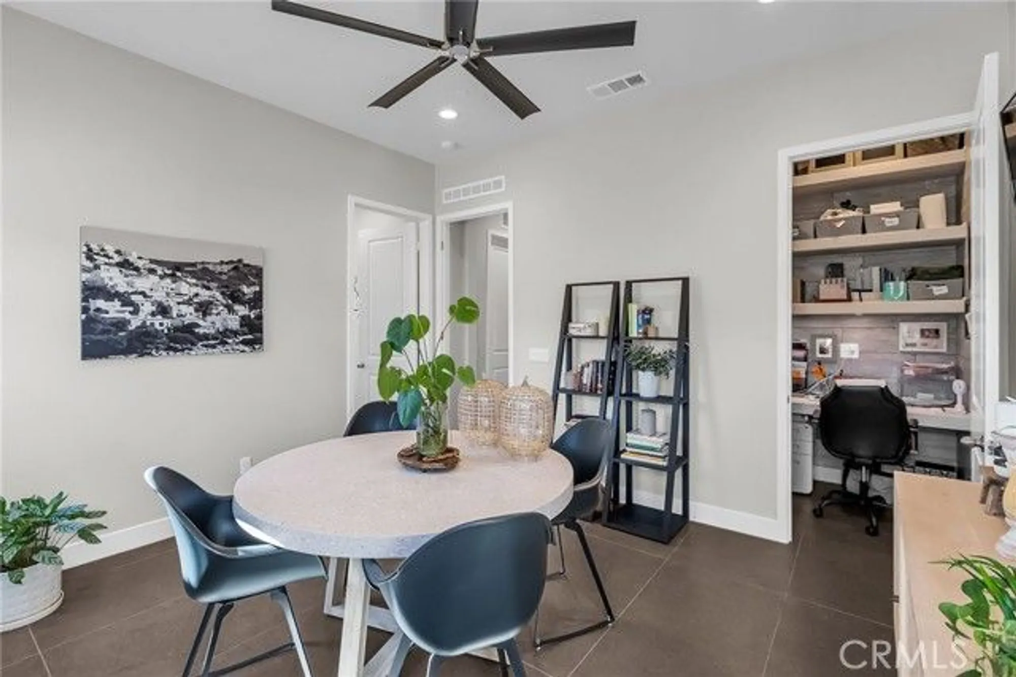 Property Slideshow image 17 of 44 | 11686 oakton way, Corona, CA, 92883