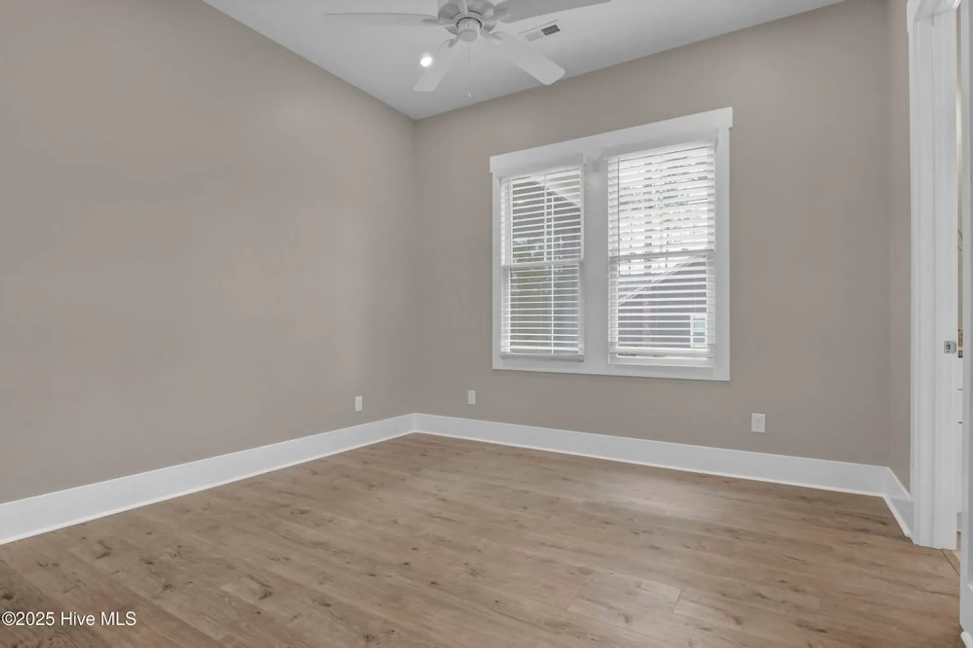 Property Slideshow image 19 of 77 | 9362 fallen pear ln, Leland, NC, 28451