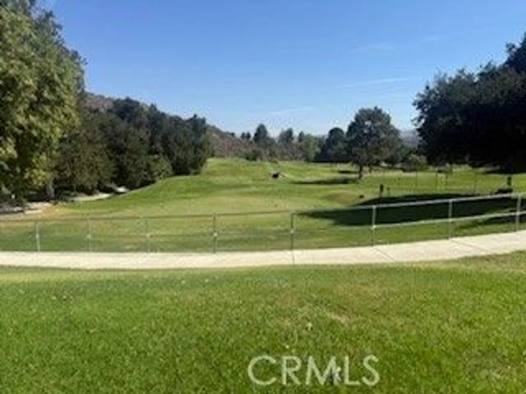 Property Slideshow image 23 of 27 | 26822 avenue of the oaks, Newhall, CA, 91321