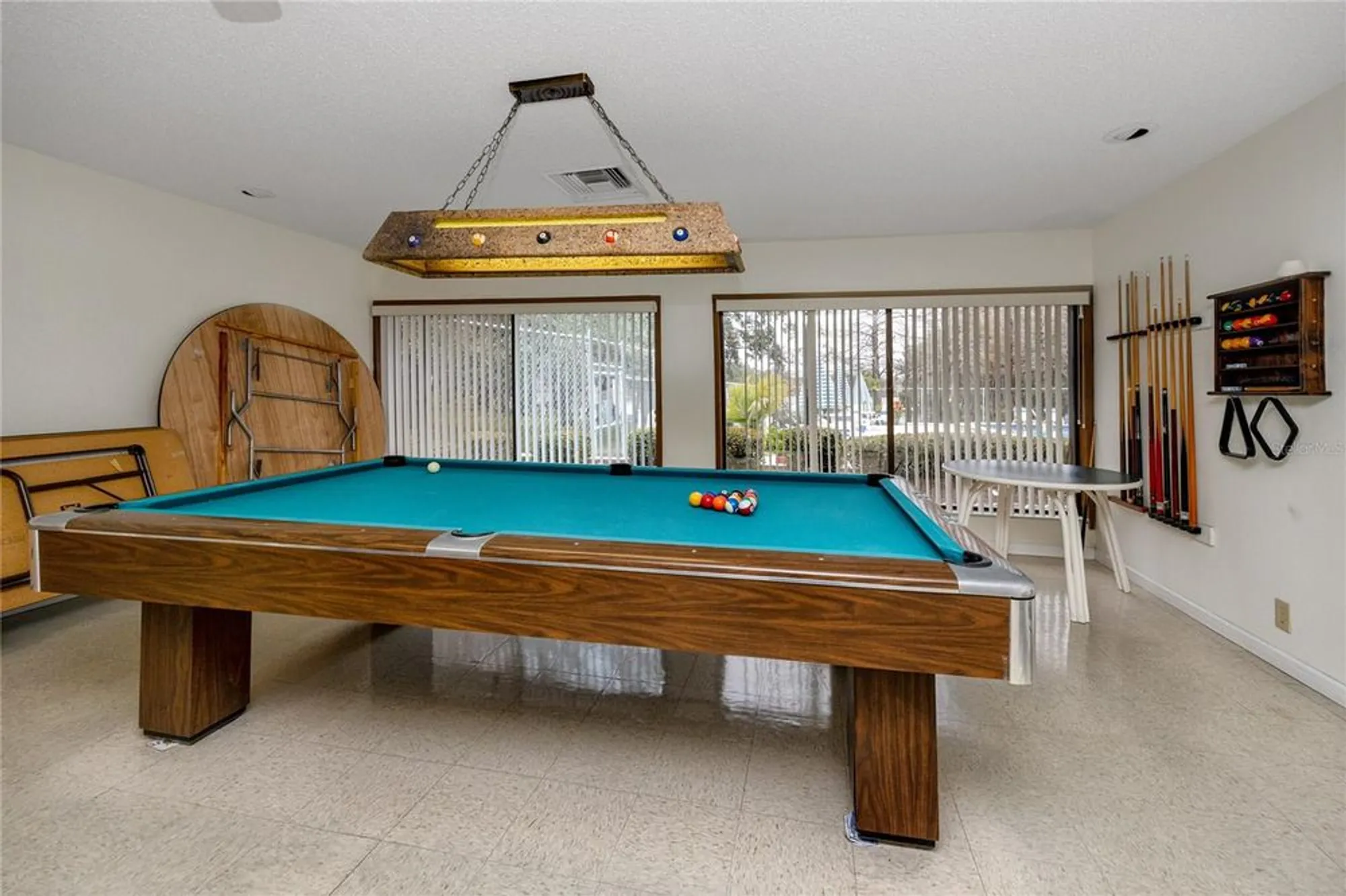 Property Slideshow image 39 of 47 | 2561 royal pines cir # 14h, Clearwater, FL, 33763