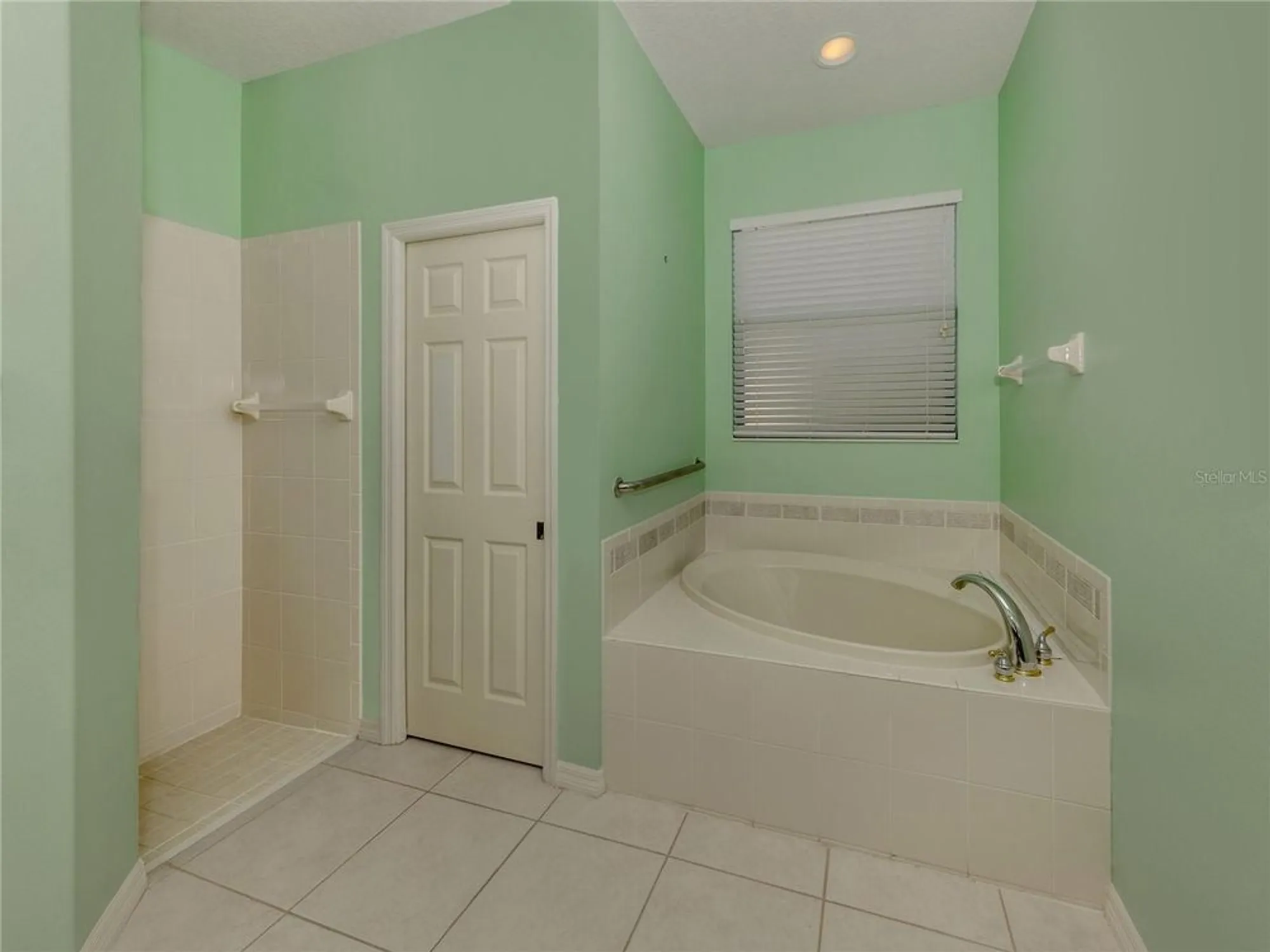 Property Slideshow image 24 of 55 | 4238 mackay falls ter, Sarasota, FL, 34243