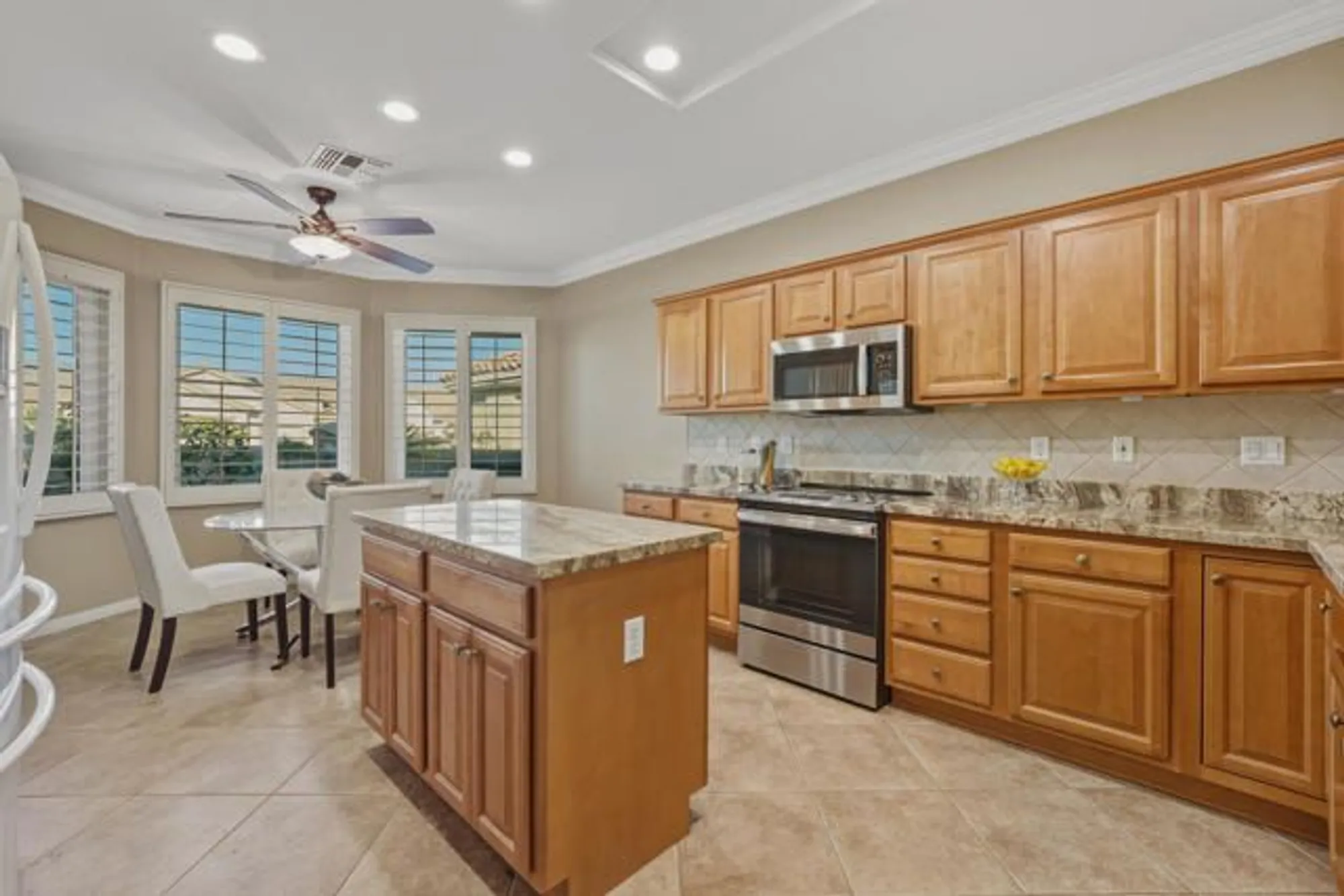 Property Slideshow image 14 of 31 | 78589 rainswept way, Palm Desert, CA, 92211