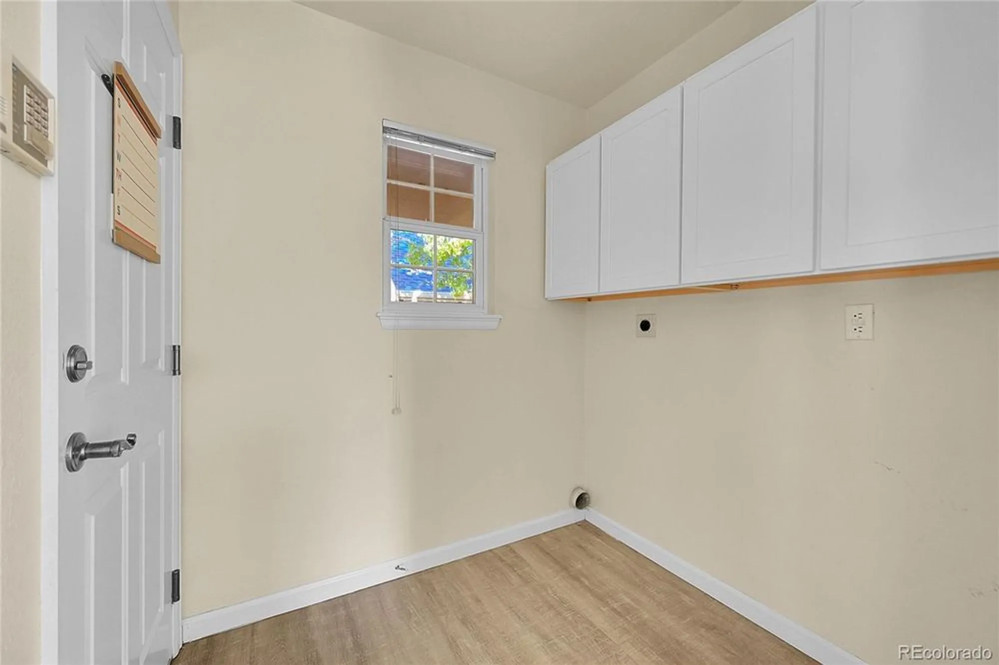 Property Slideshow image 23 of 36 | 2730 w riverwalk cir c, Littleton, CO, 80123